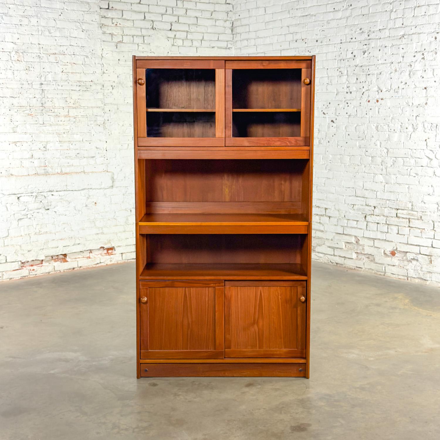 Scandinavian Modern Teak 2 Piece Display Cabinet or Bookcase Made in Denmark For Sale 14