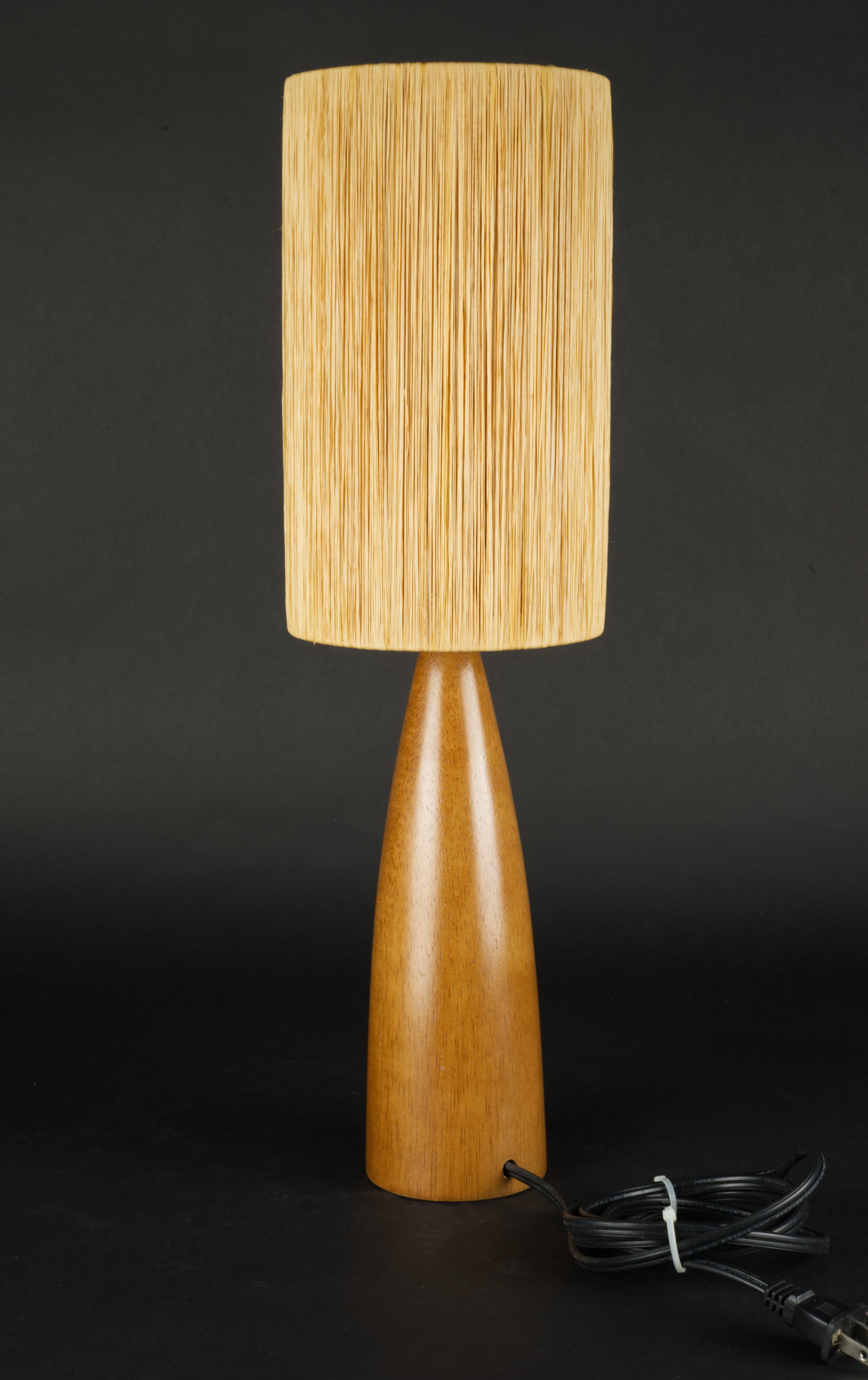 Scandinavian Modern Teak Accent Table Lamp with Original Straw Shade, Mid Centur For Sale 2