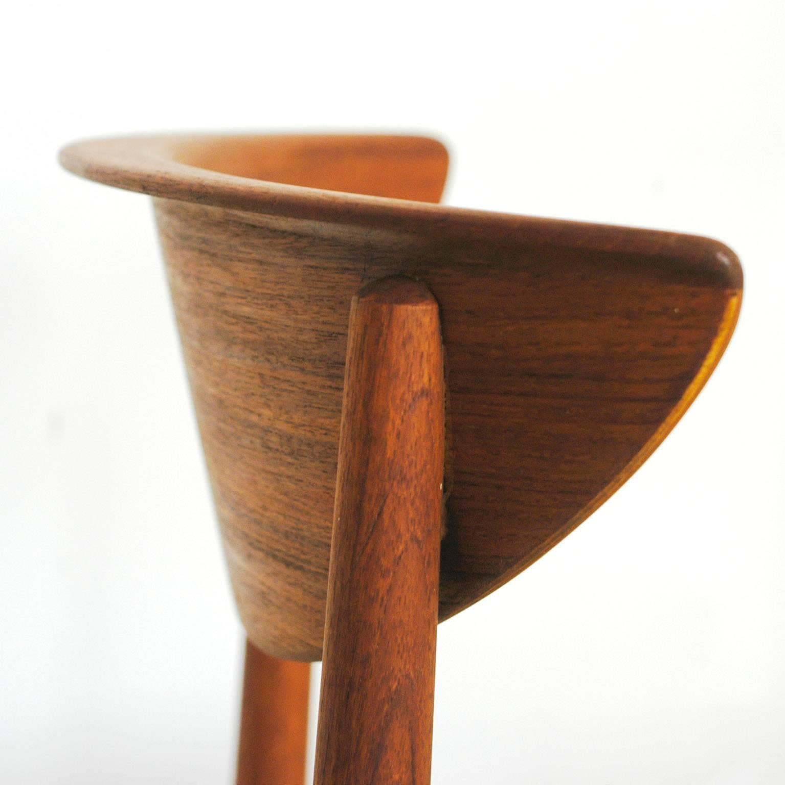 Scandinavian Modern Teak and Cane Dining Chair by Peter Hvidt for Soborg 3