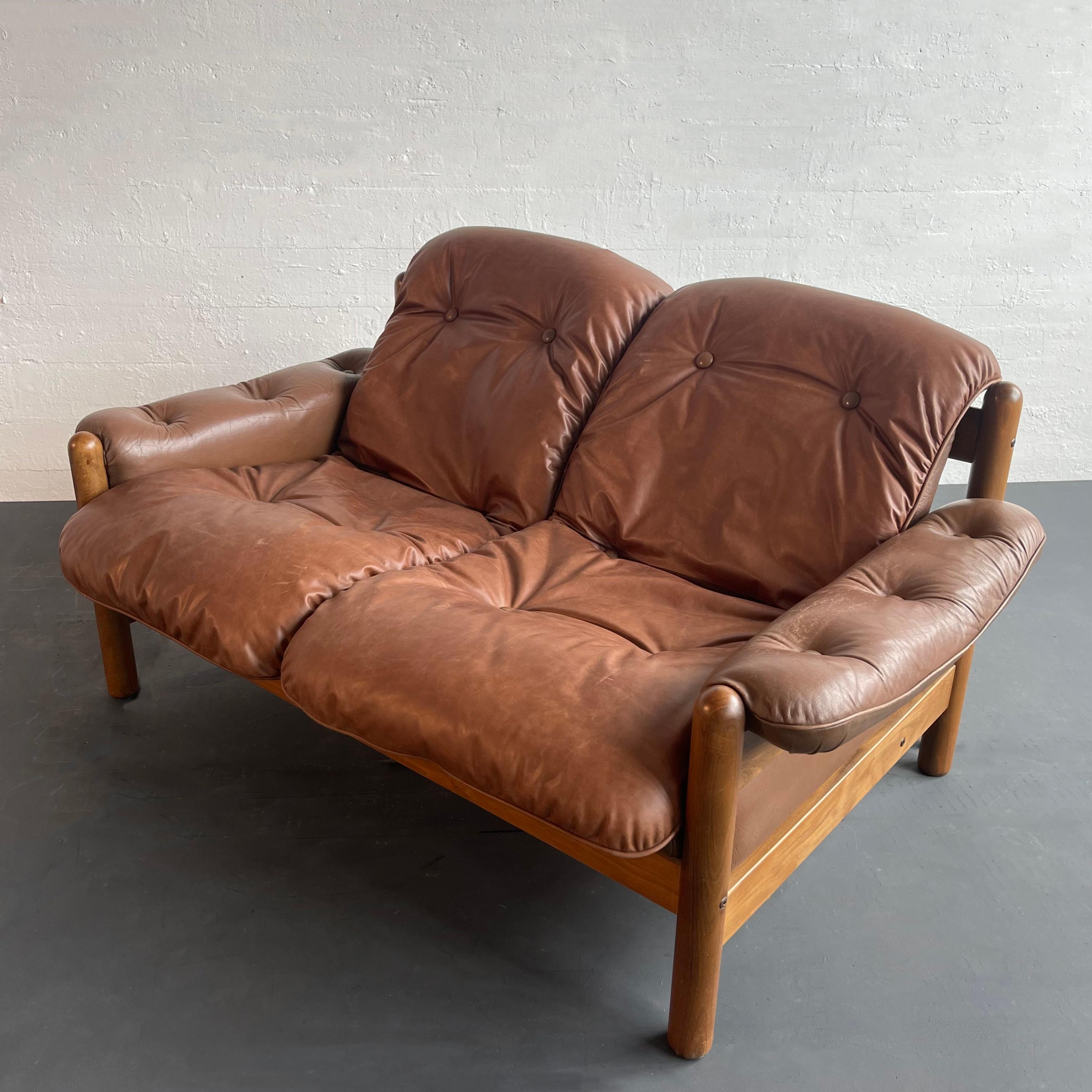 Scandinavian Modern Teak And Leather Loveseat Sofa In Good Condition In Brooklyn, NY