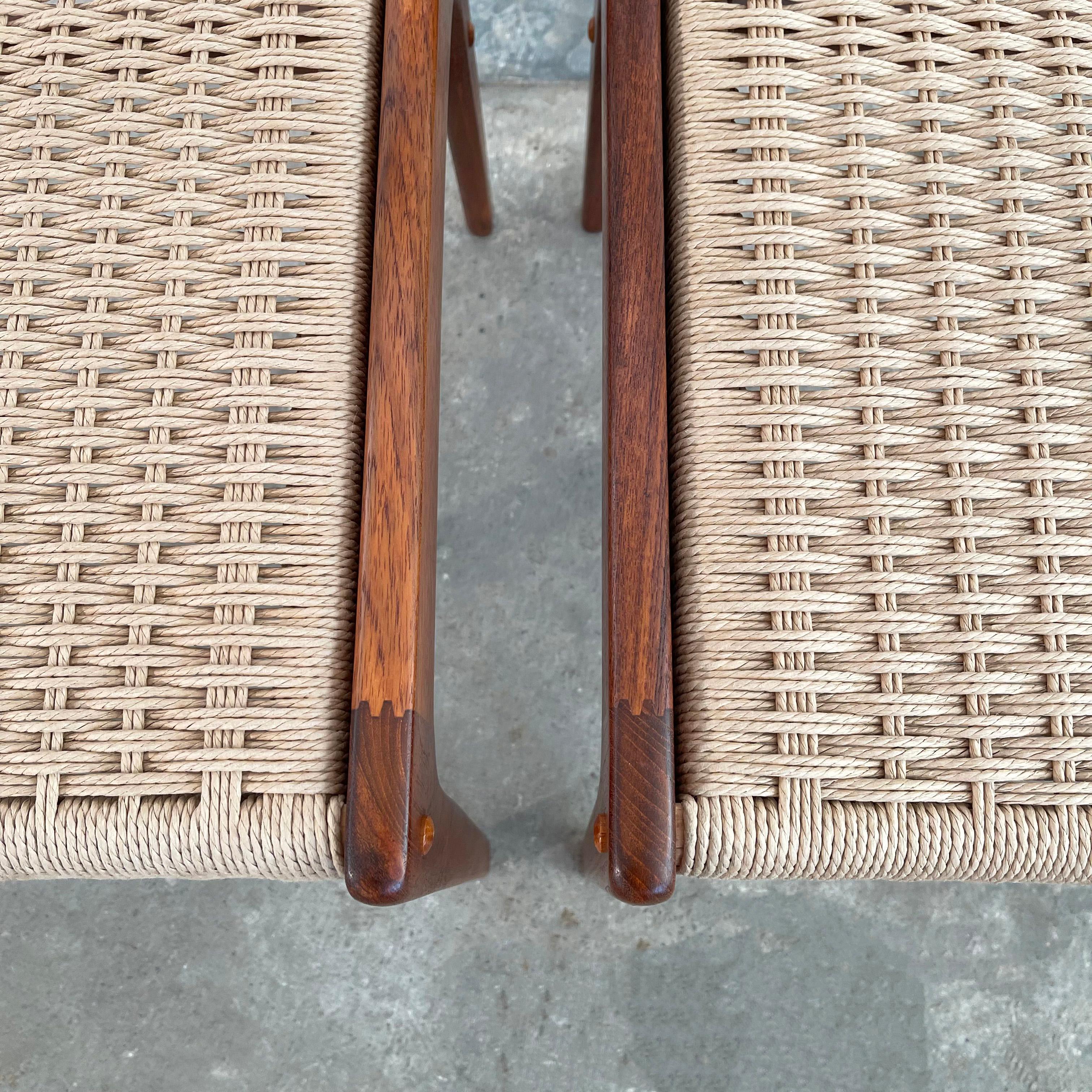 Scandinavian Modern Teak And Rope Weave Dining Chairs  For Sale 6