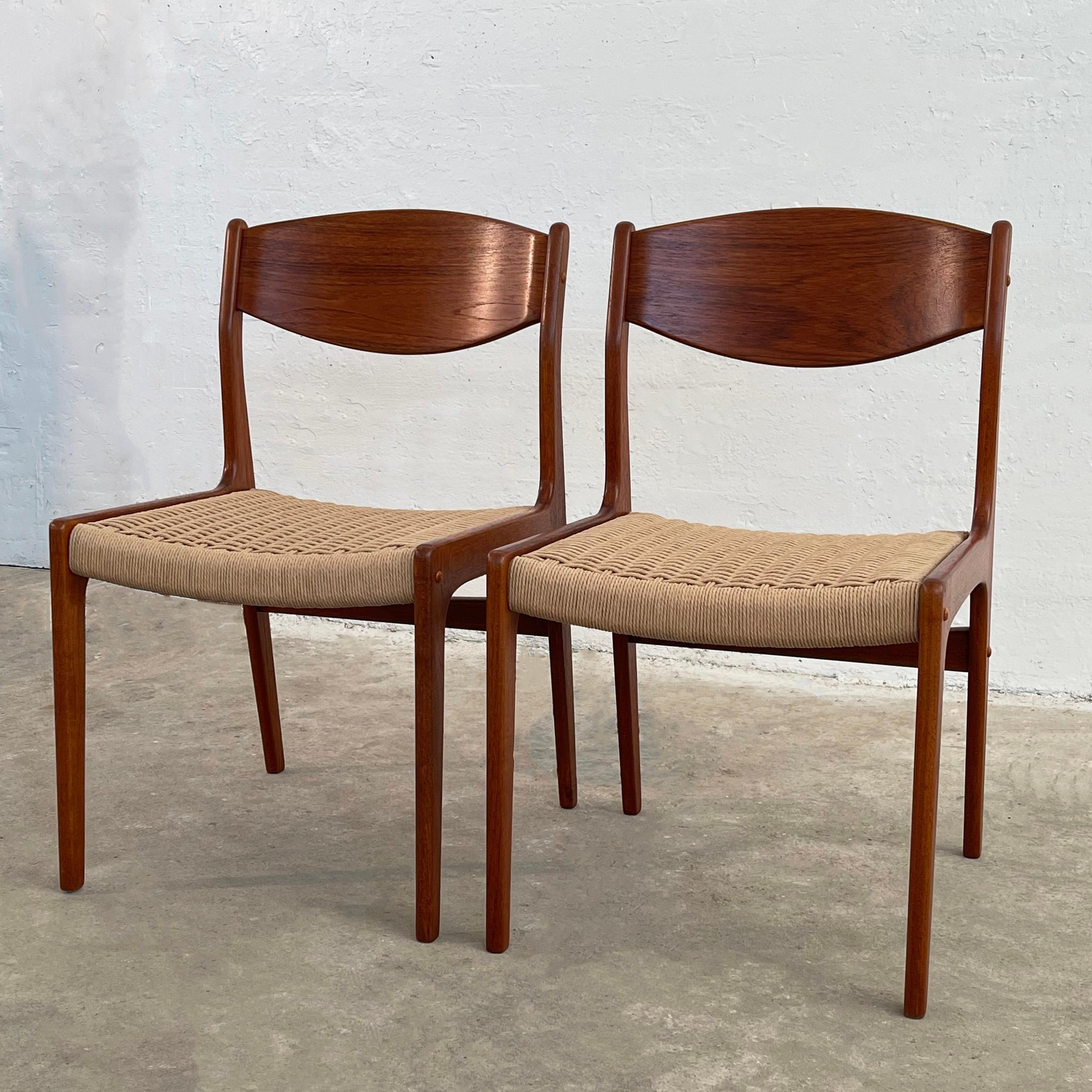 Scandinavian Modern Teak And Rope Weave Dining Chairs  For Sale 1