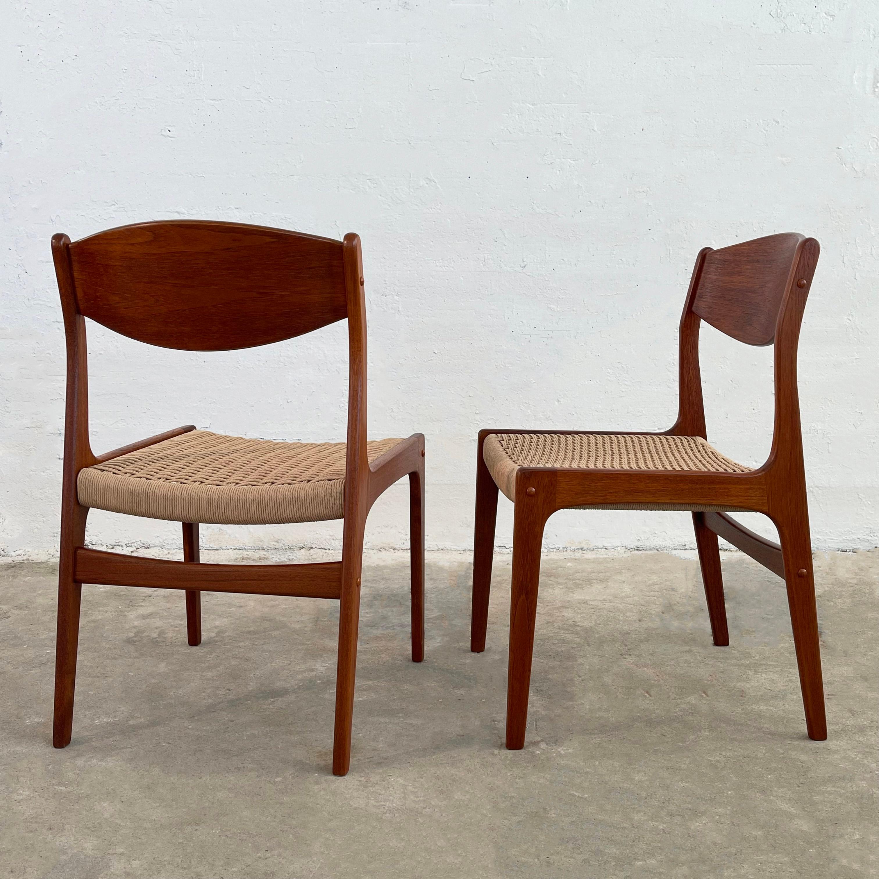 Scandinavian Modern Teak And Rope Weave Dining Chairs  For Sale 2