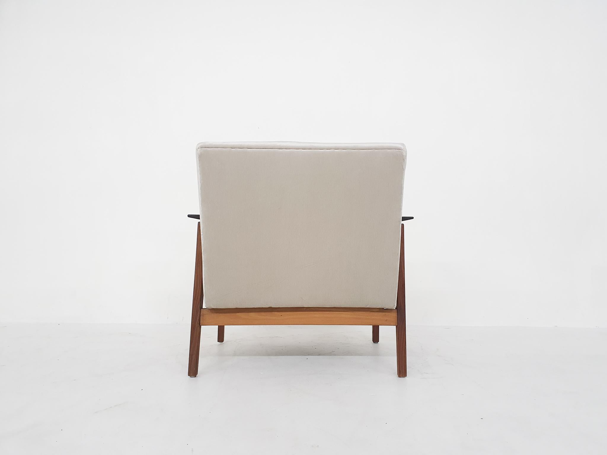 Danish Scandinavian Modern Teak Arm Chair with New Beige Upholstery, 1960's For Sale