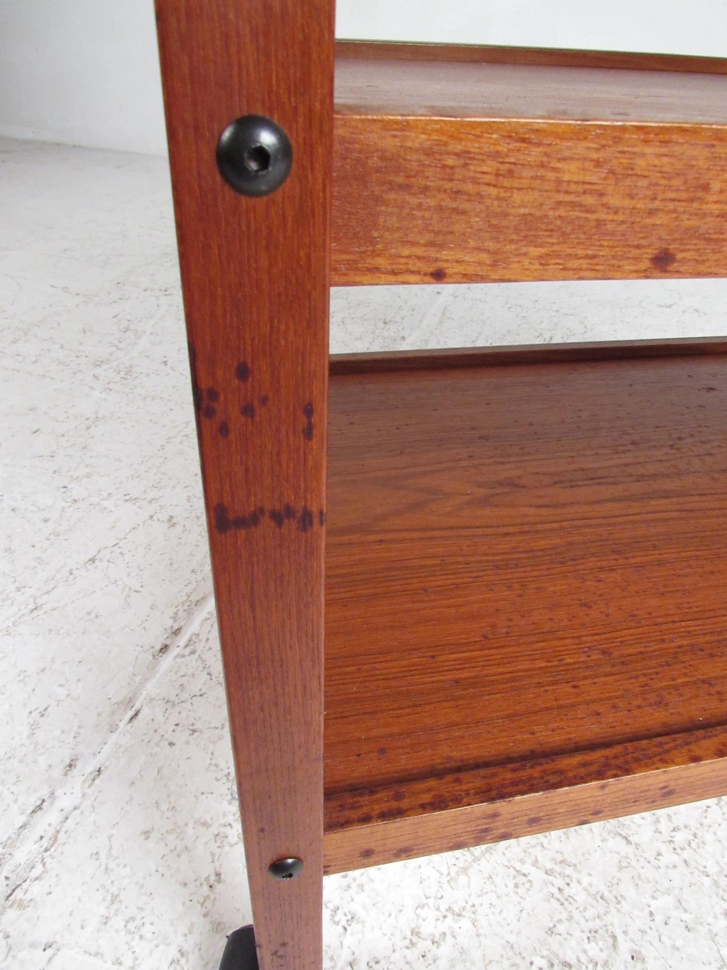 Scandinavian Modern Teak Bar Cart 6