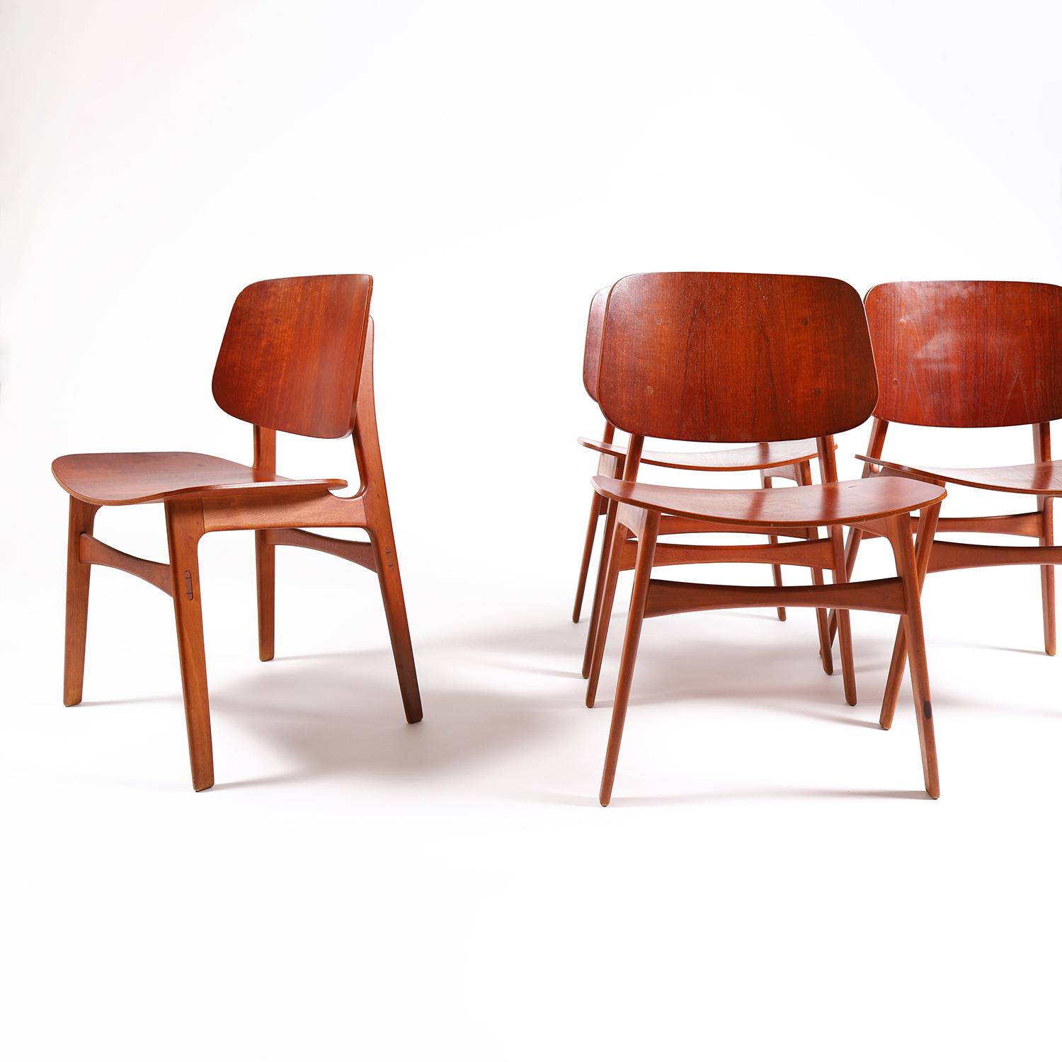 Oiled Scandinavian Modern Teak & Beech Dining Chairs by Borge Mogensen Model 155