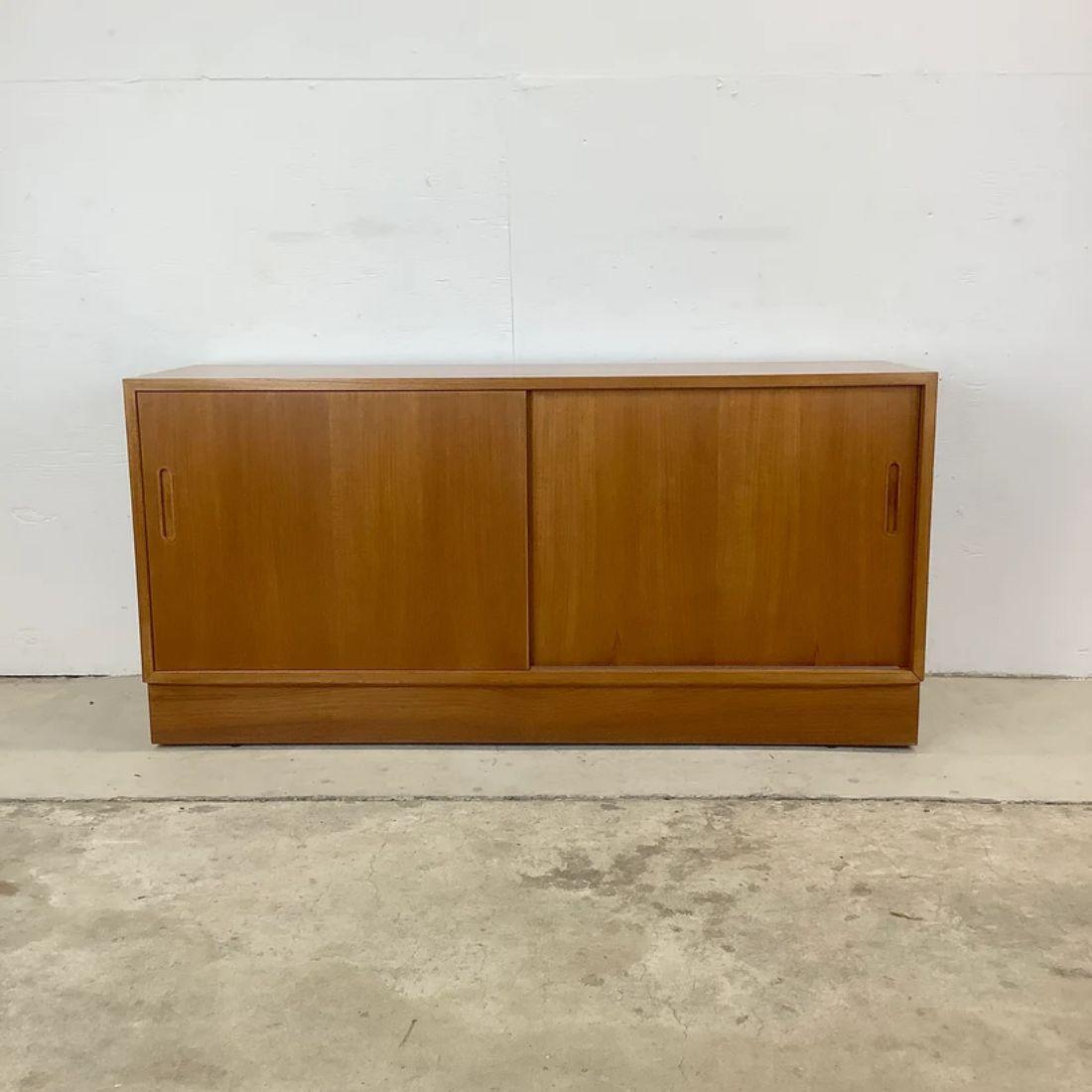 20th Century Scandinavian Modern Teak Bookcase with Cabinet by Poul Hundevad