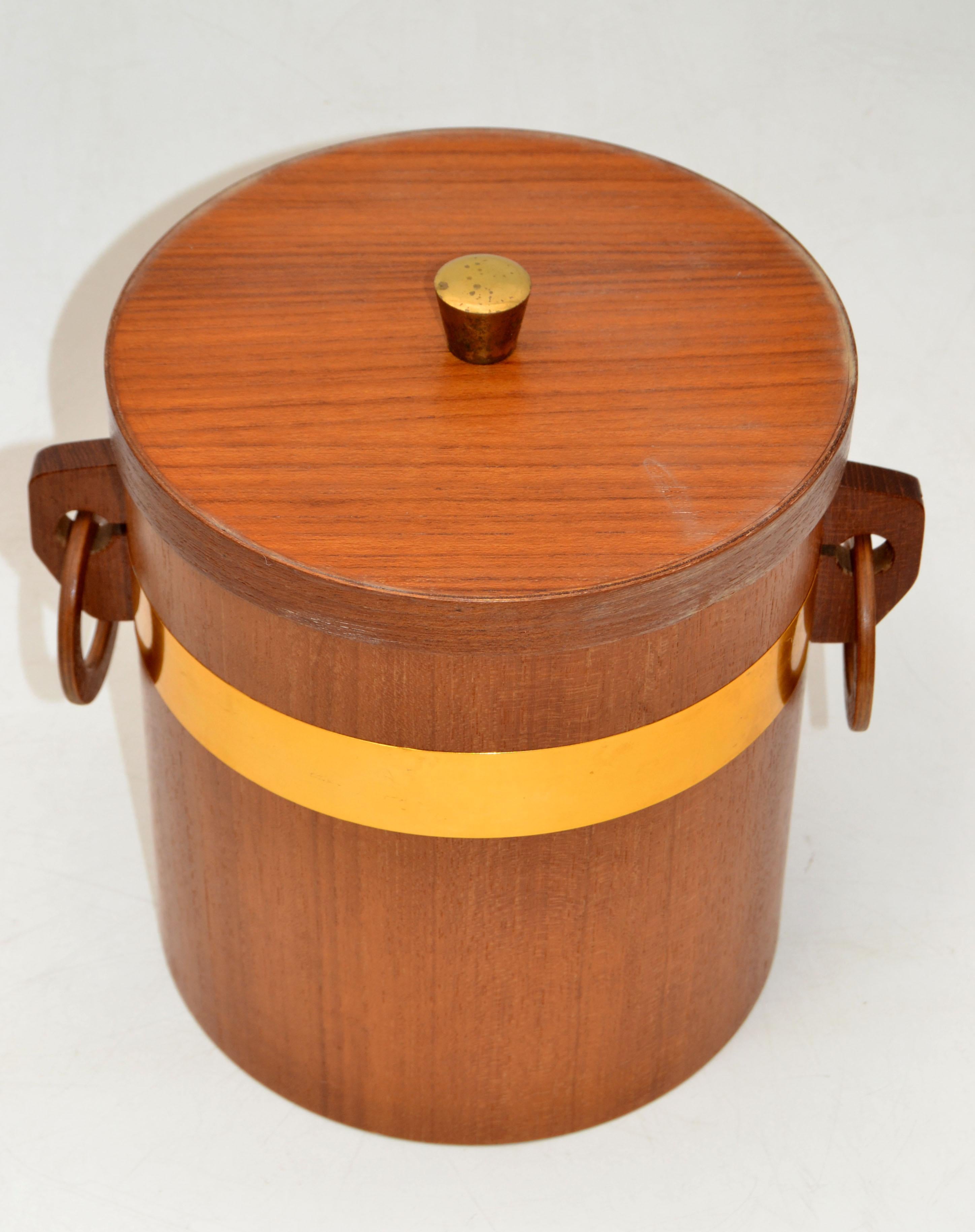 Danish Scandinavian Modern Teak & Brass Lidded Ice Bucket Plastic Insulation 1970 For Sale