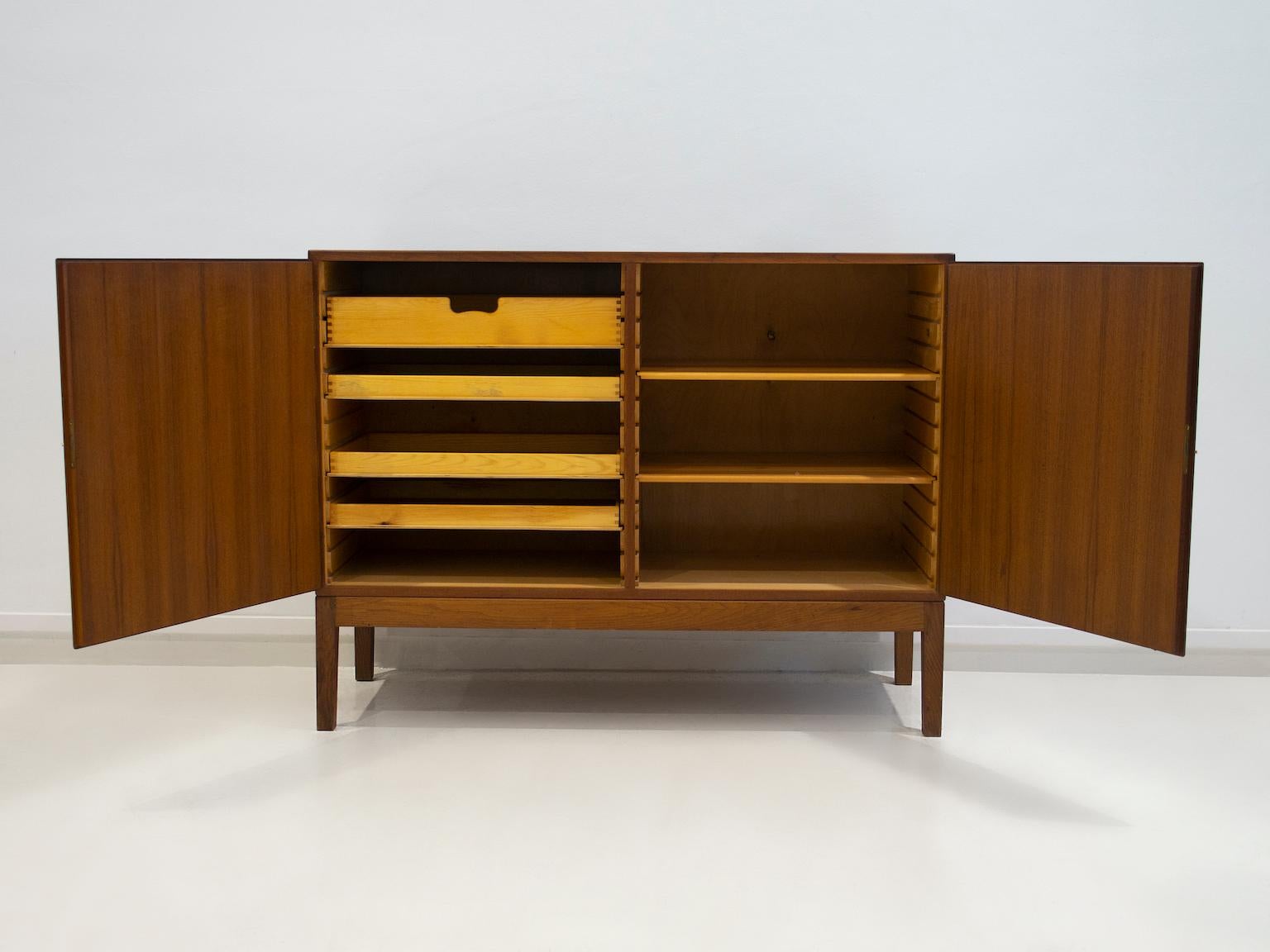 20th Century Scandinavian Modern Teak Cabinet by Børge Mogensen for FDB Møbler For Sale