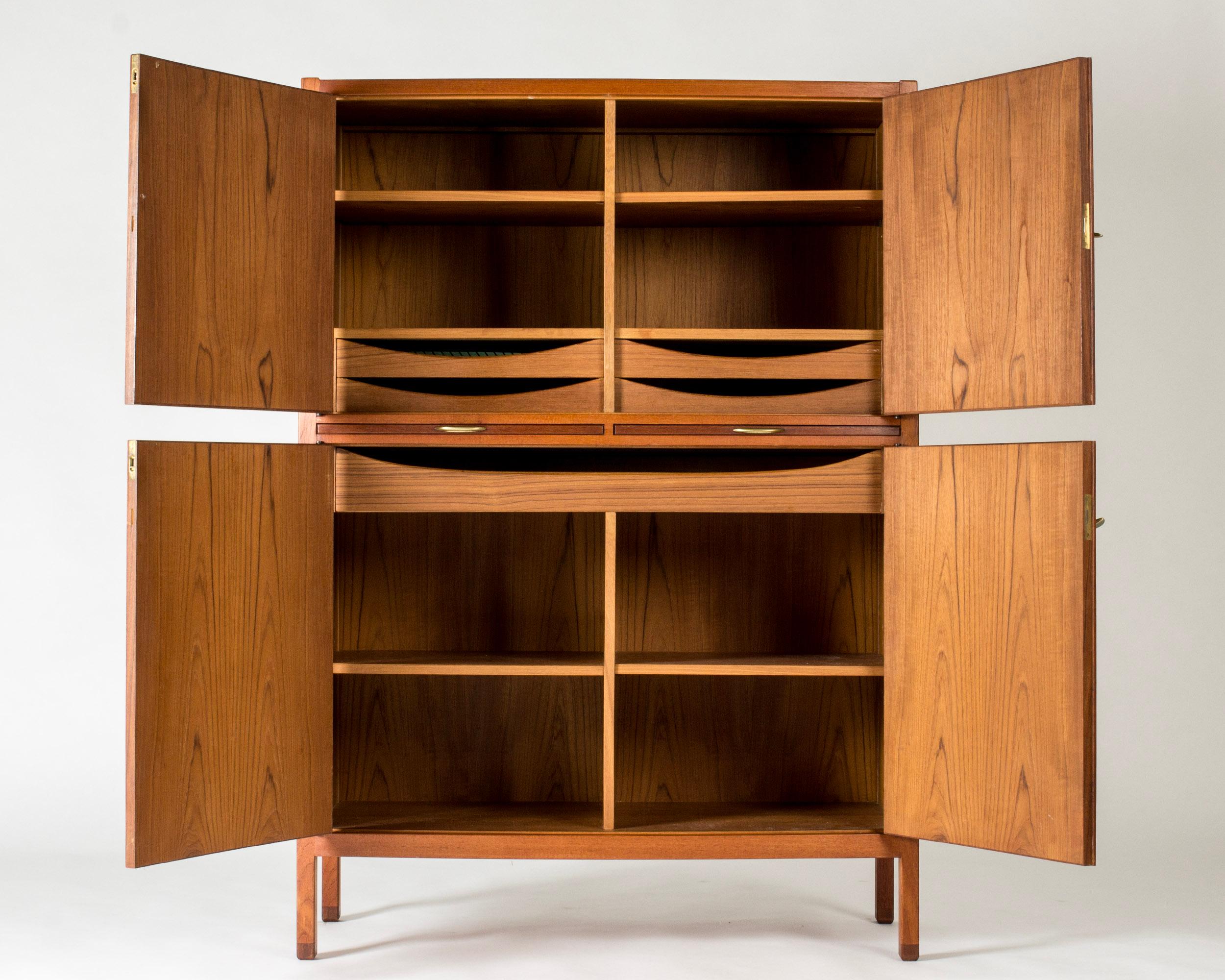 Scandinavian Modern Teak Cabinet by David Rosén, NK, Sweden, 1960s For Sale 6