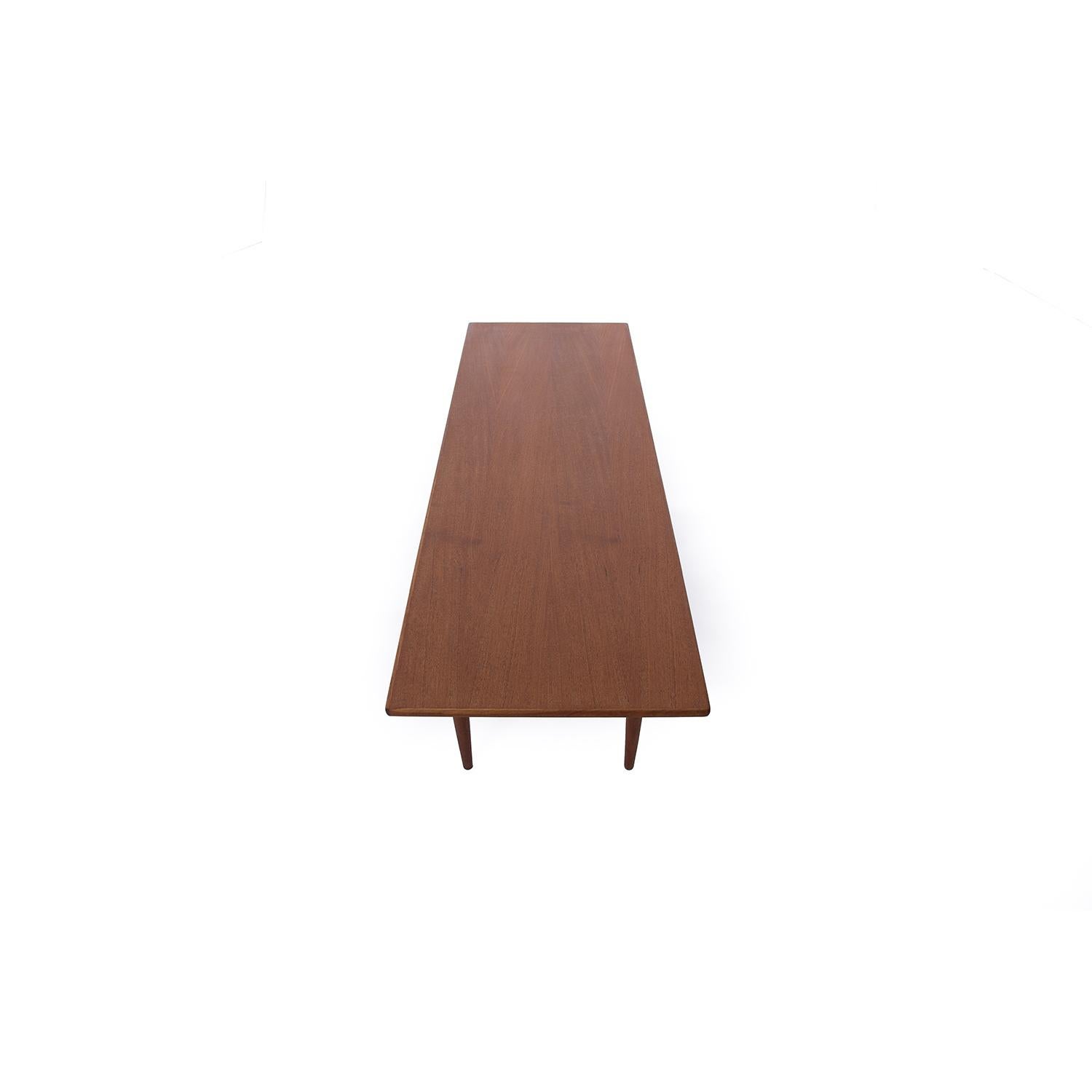 Oiled Scandinavian Modern Teak Coffee Table with Turned Legs & Solid Shelf