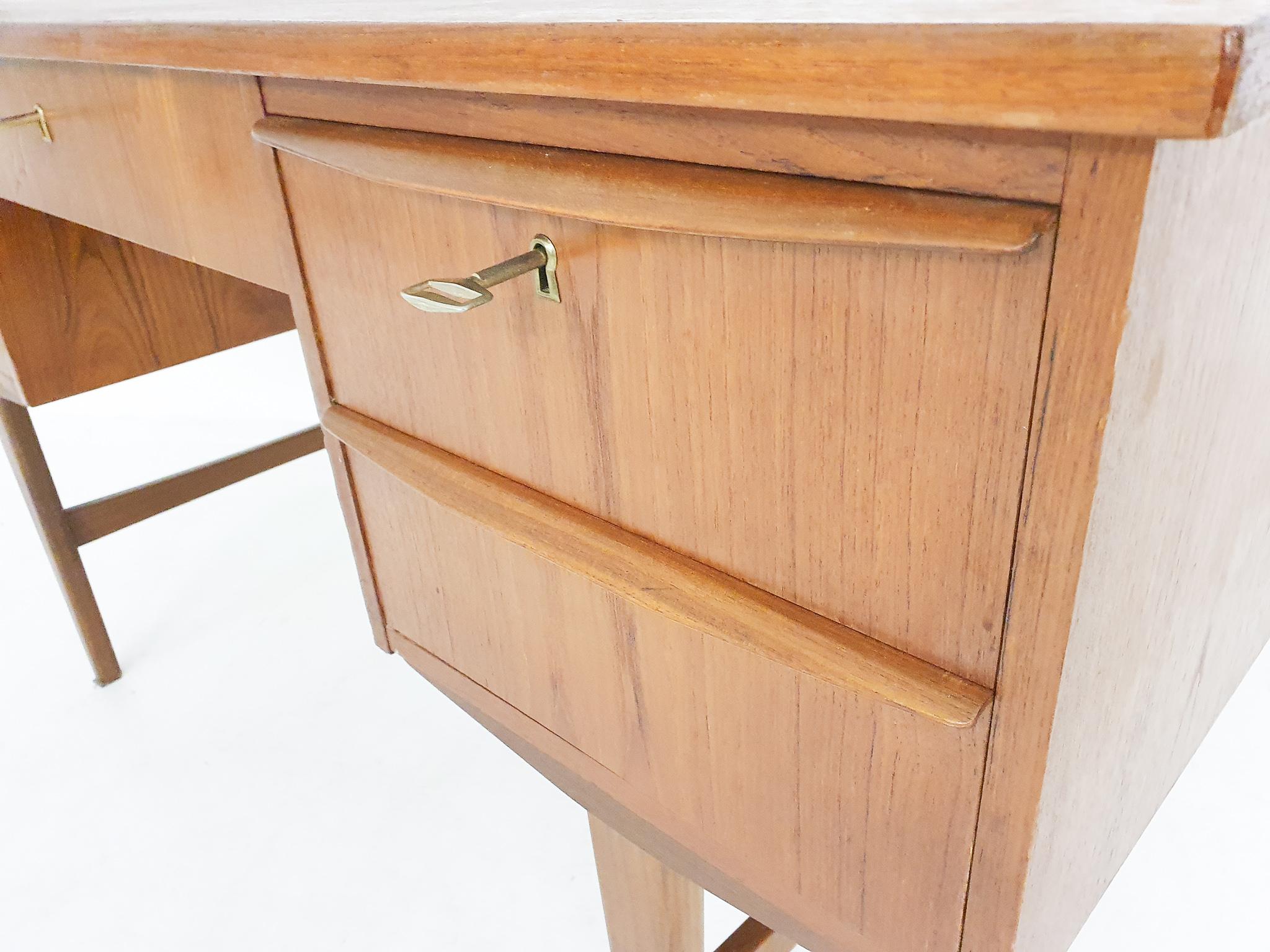 Scandinavian Modern Teak Desk, 1960s 4