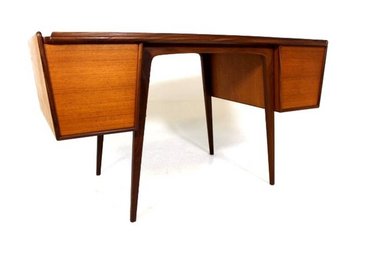 Scandinavian Modern Teak Desk Pl. Uddebo Design by Svante Skogh For Sale 1