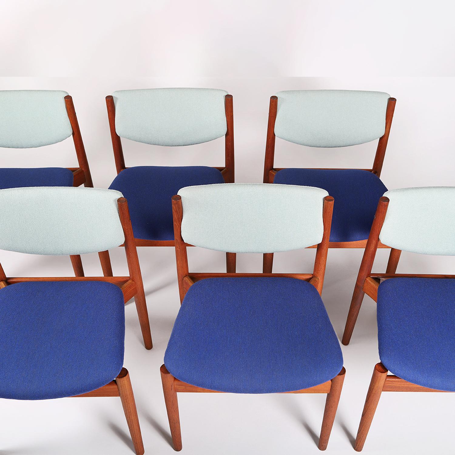 20th Century Scandinavian Modern Teak Dining Chairs by Finn Juhl