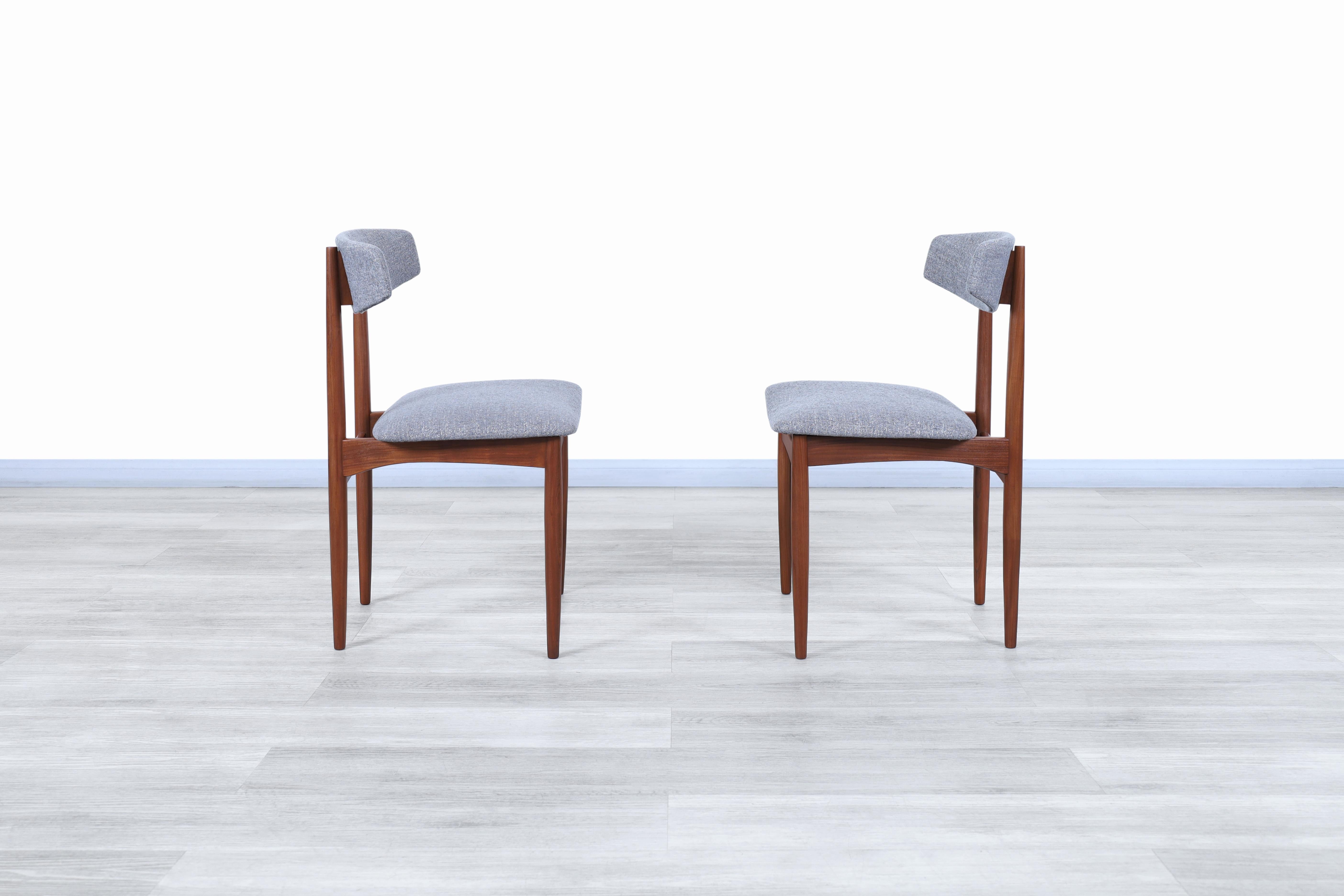 Scandinavian Modern Teak Dining Chairs 3