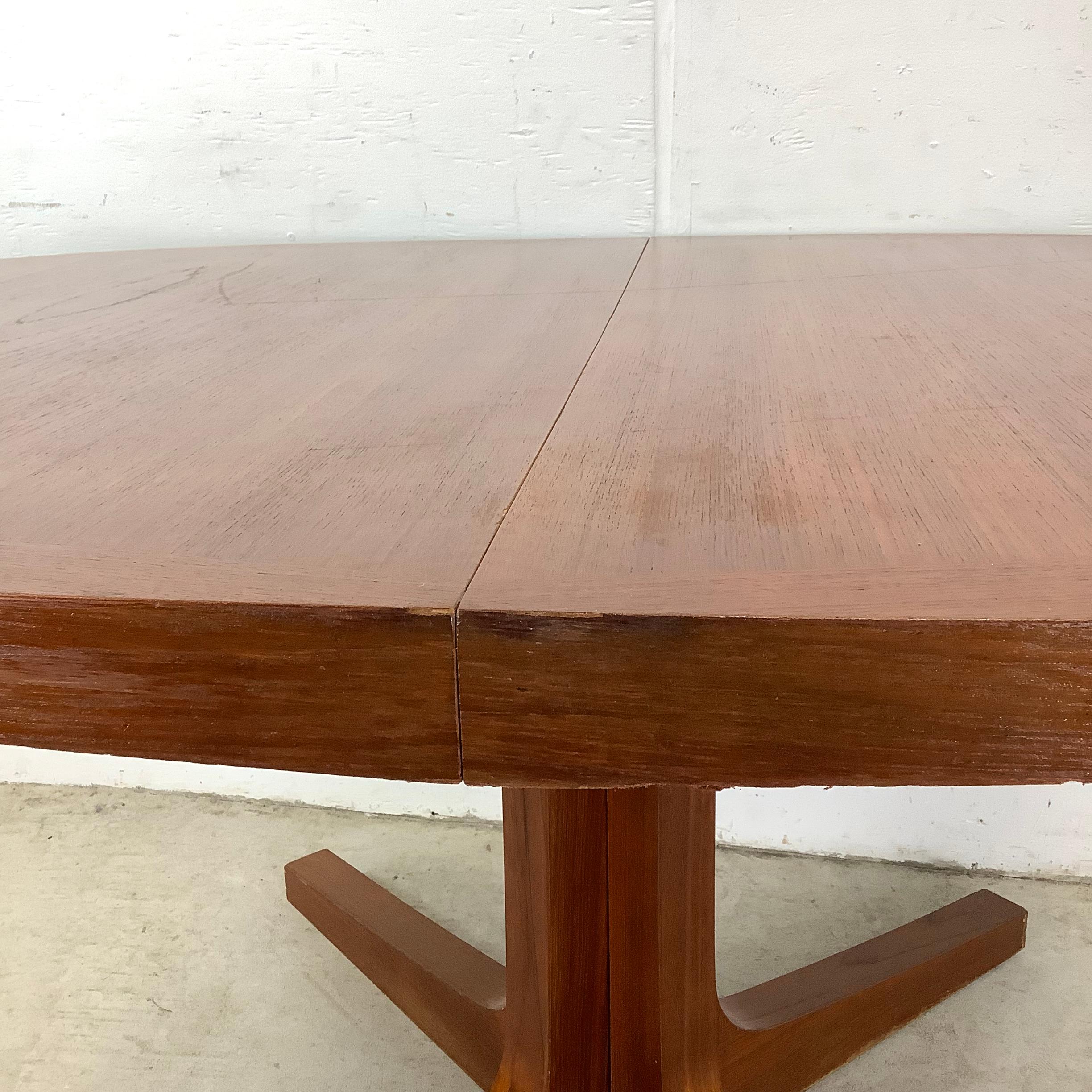 Scandinavian Modern Teak Dining Table With Two Leaves by Dyrlund 15