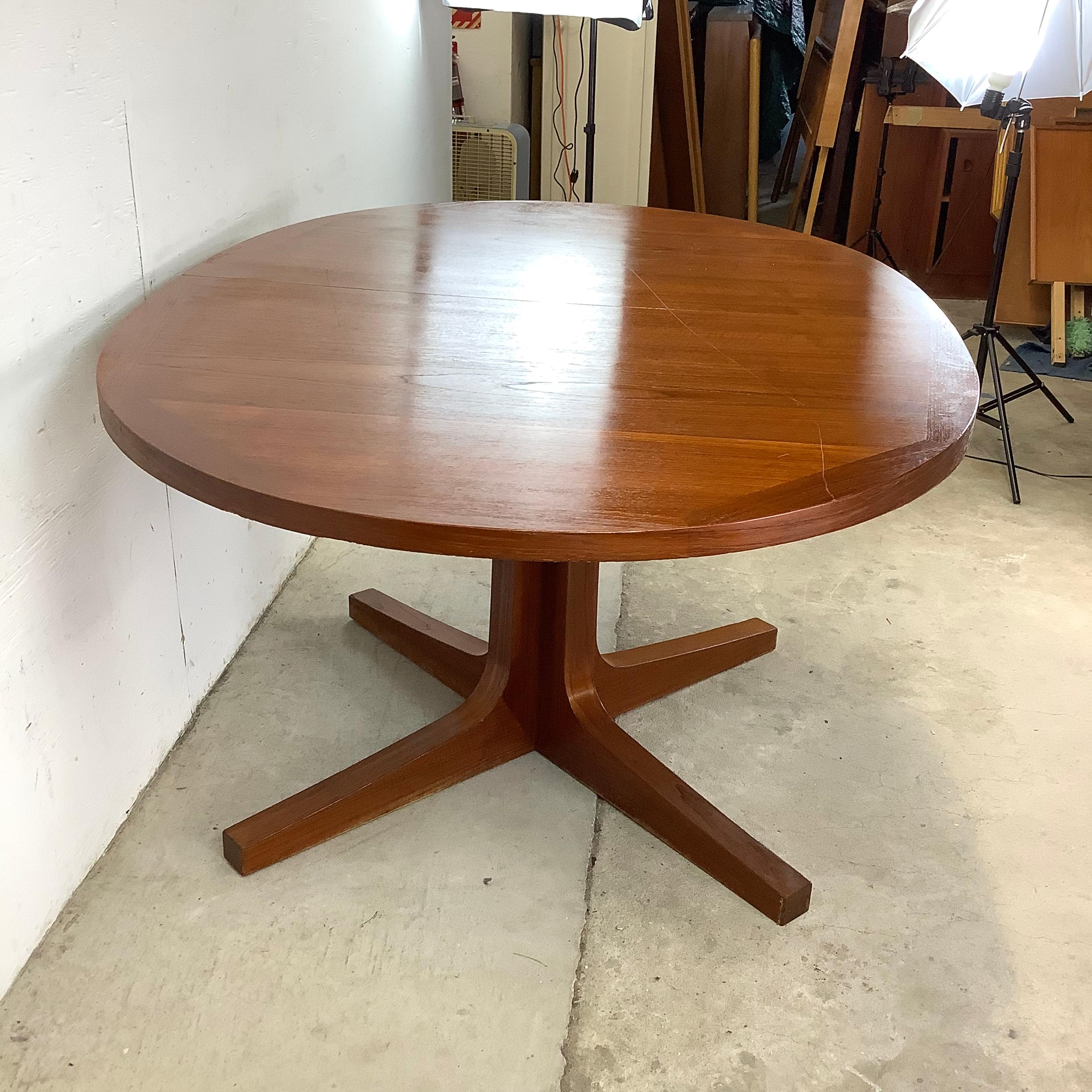 20th Century Scandinavian Modern Teak Dining Table With Two Leaves by Dyrlund