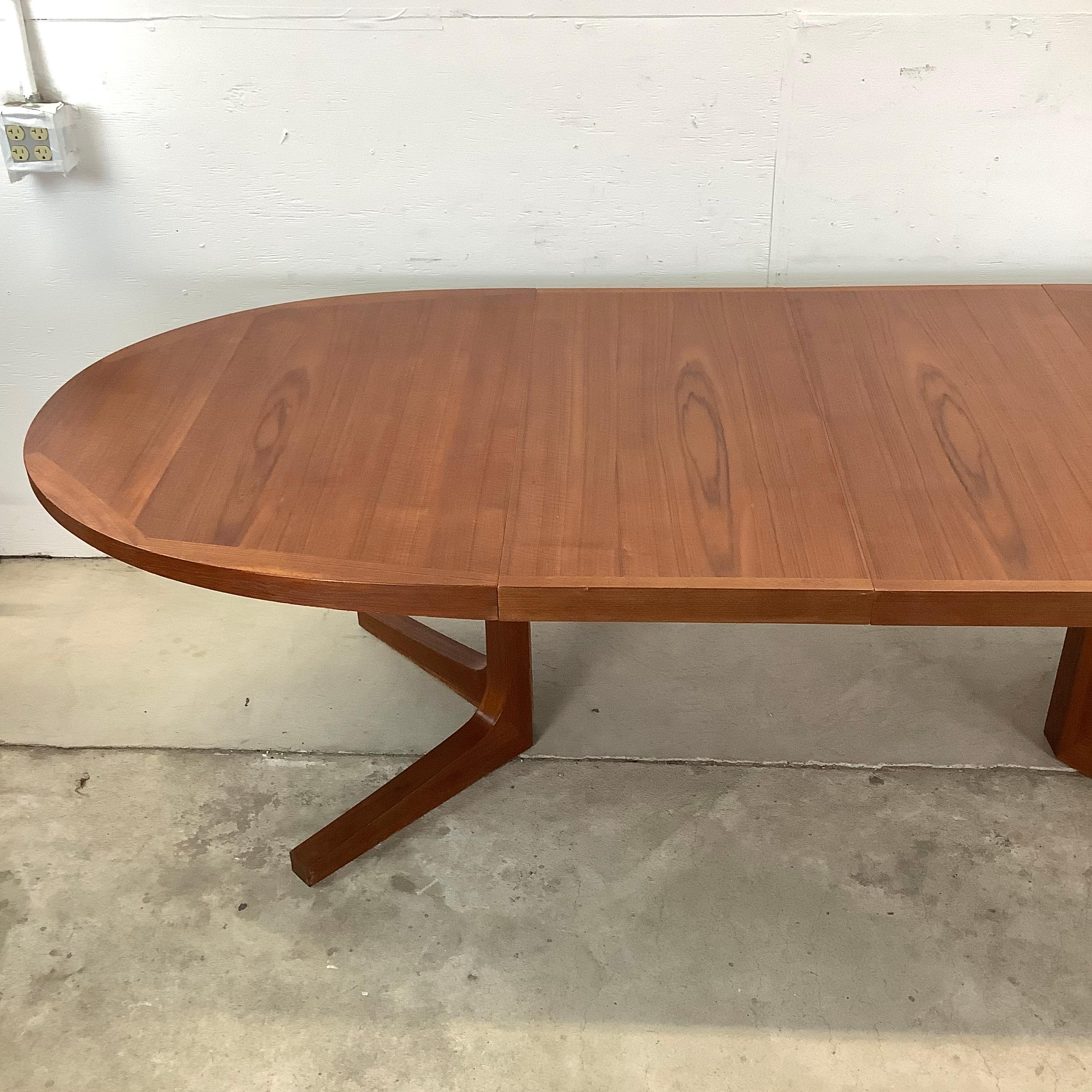 Scandinavian Modern Teak Dining Table With Two Leaves by Dyrlund 4
