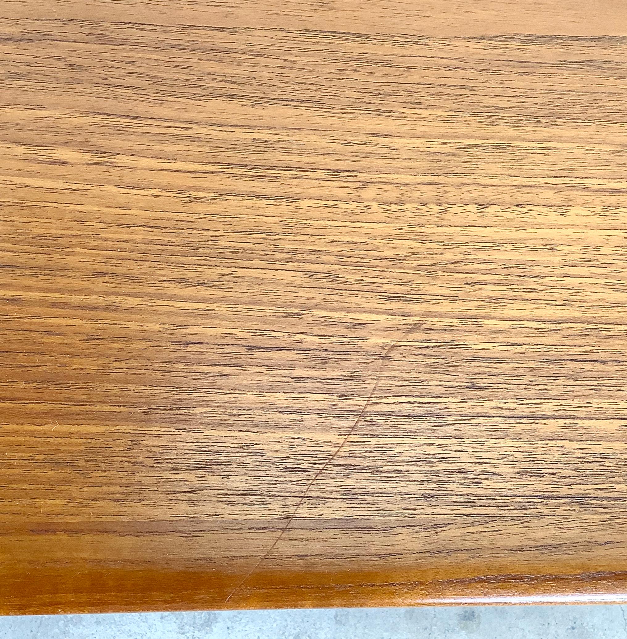Scandinavian Modern Teak Draw Leaf Dining Table by Skovmand & Andersen For Sale 12