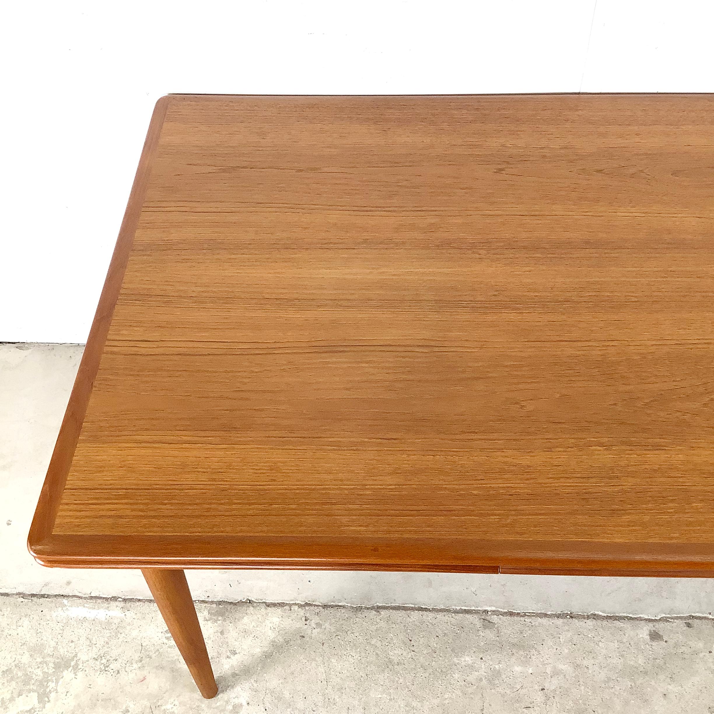 Scandinavian Modern Teak Draw Leaf Dining Table by Skovmand & Andersen For Sale 14