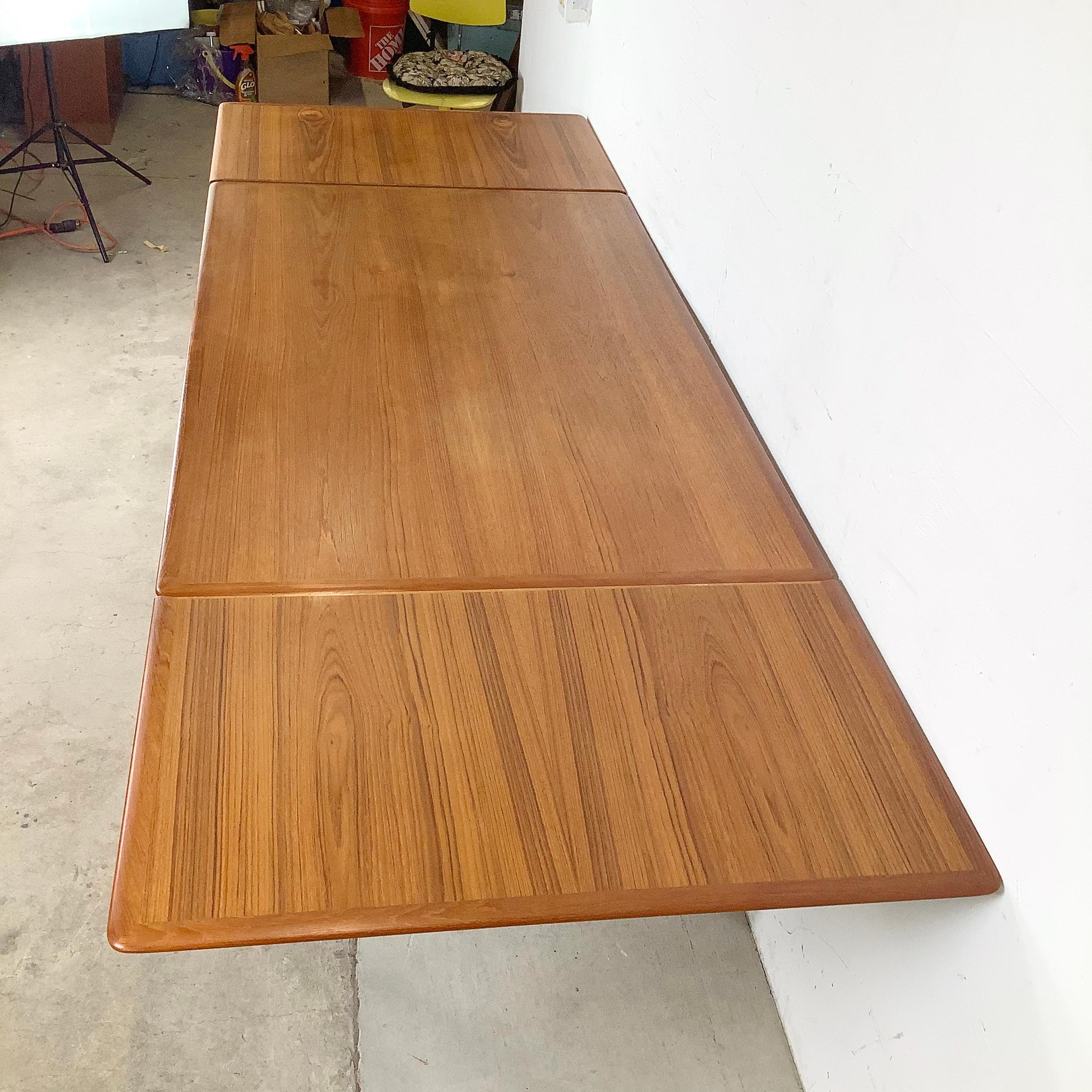 Scandinavian Modern Teak Draw Leaf Dining Table by Skovmand & Andersen For Sale 2