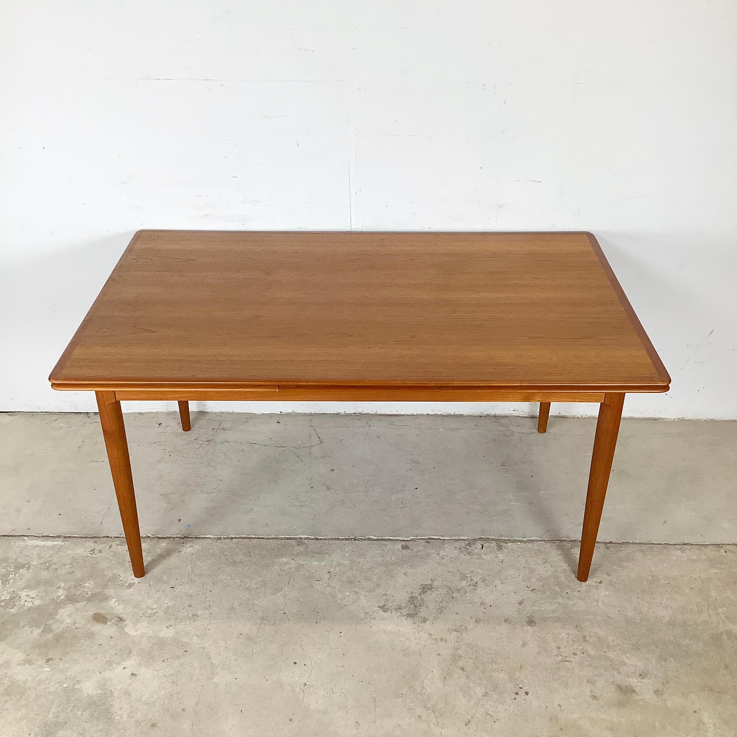 Scandinavian Modern Teak Draw Leaf Dining Table by Skovmand & Andersen For Sale 3