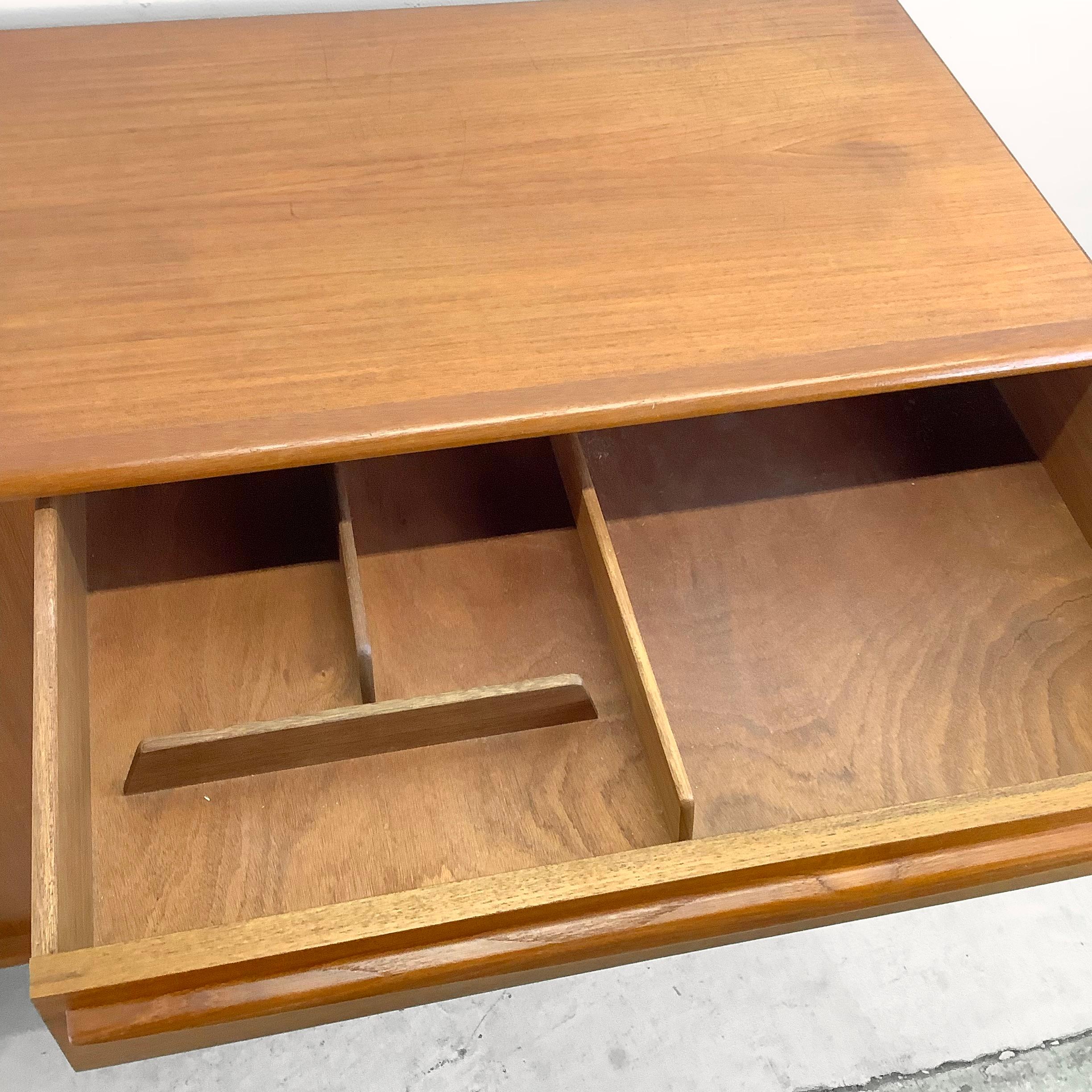 Scandinavian Modern Teak Dresser with Center Cabinet, Lyby Mobler 9