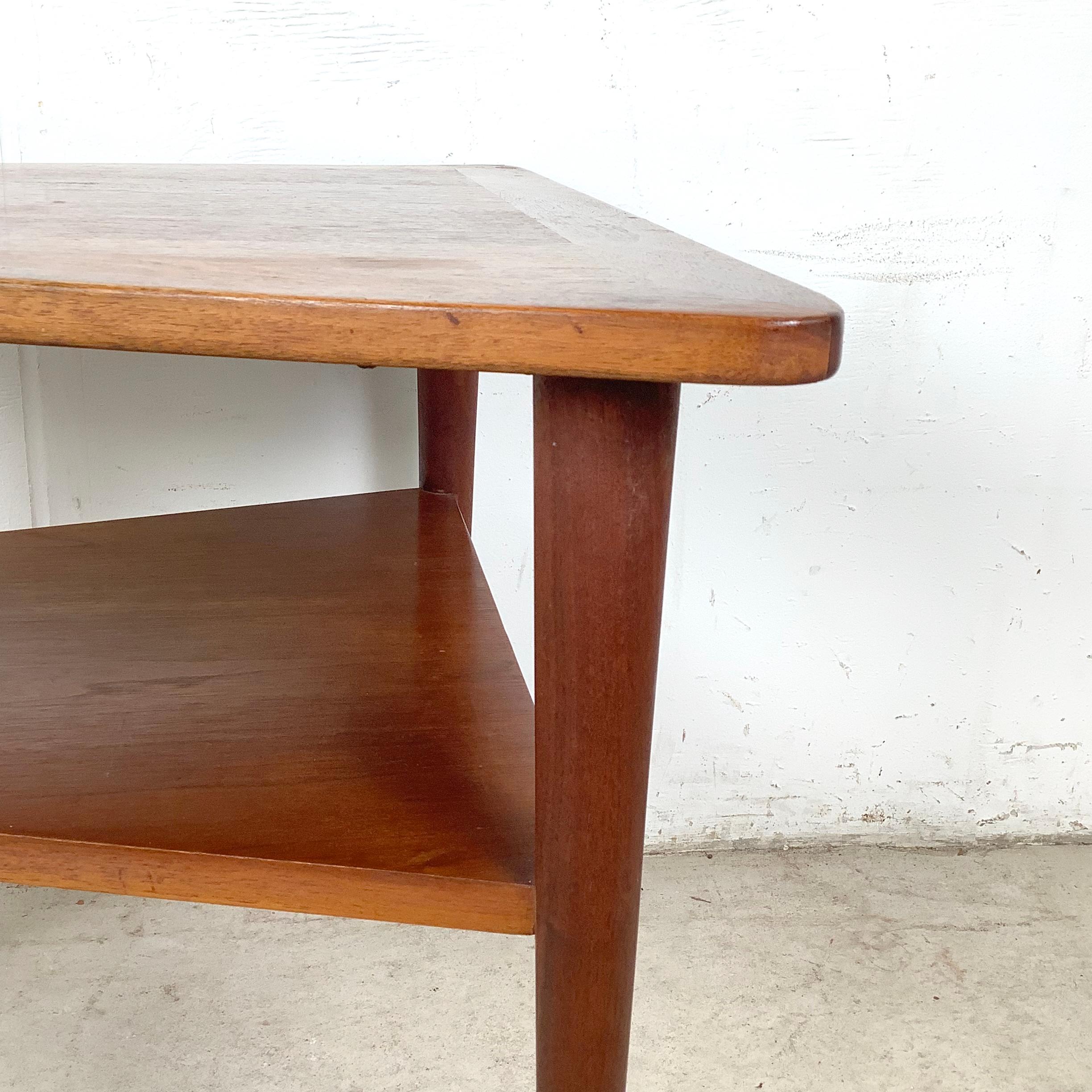 Mesa auxiliar de teca moderna escandinava en venta 8