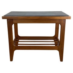 Holz-Beistelltische