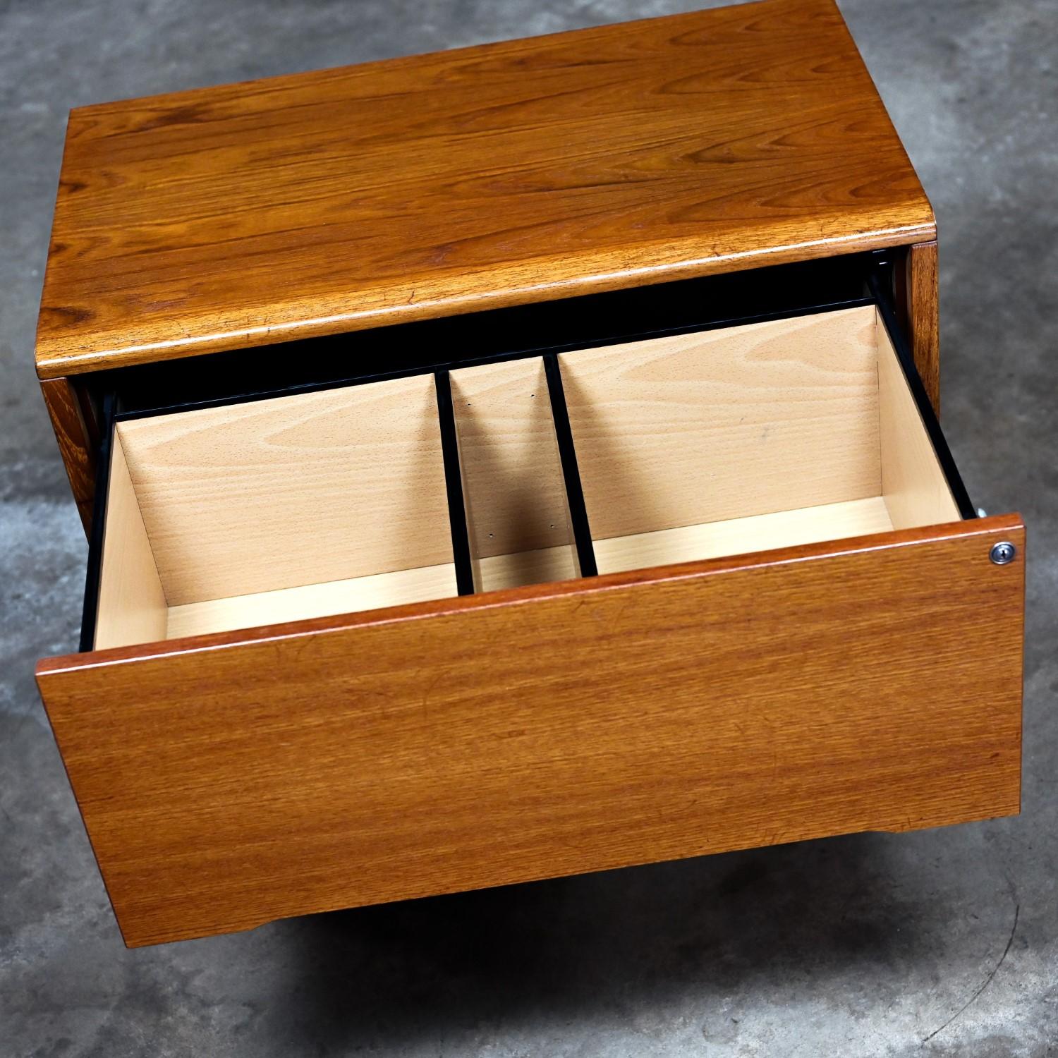 Scandinavian Modern Teak File Cabinet 2 Lateral Drawers by Jesper International 2