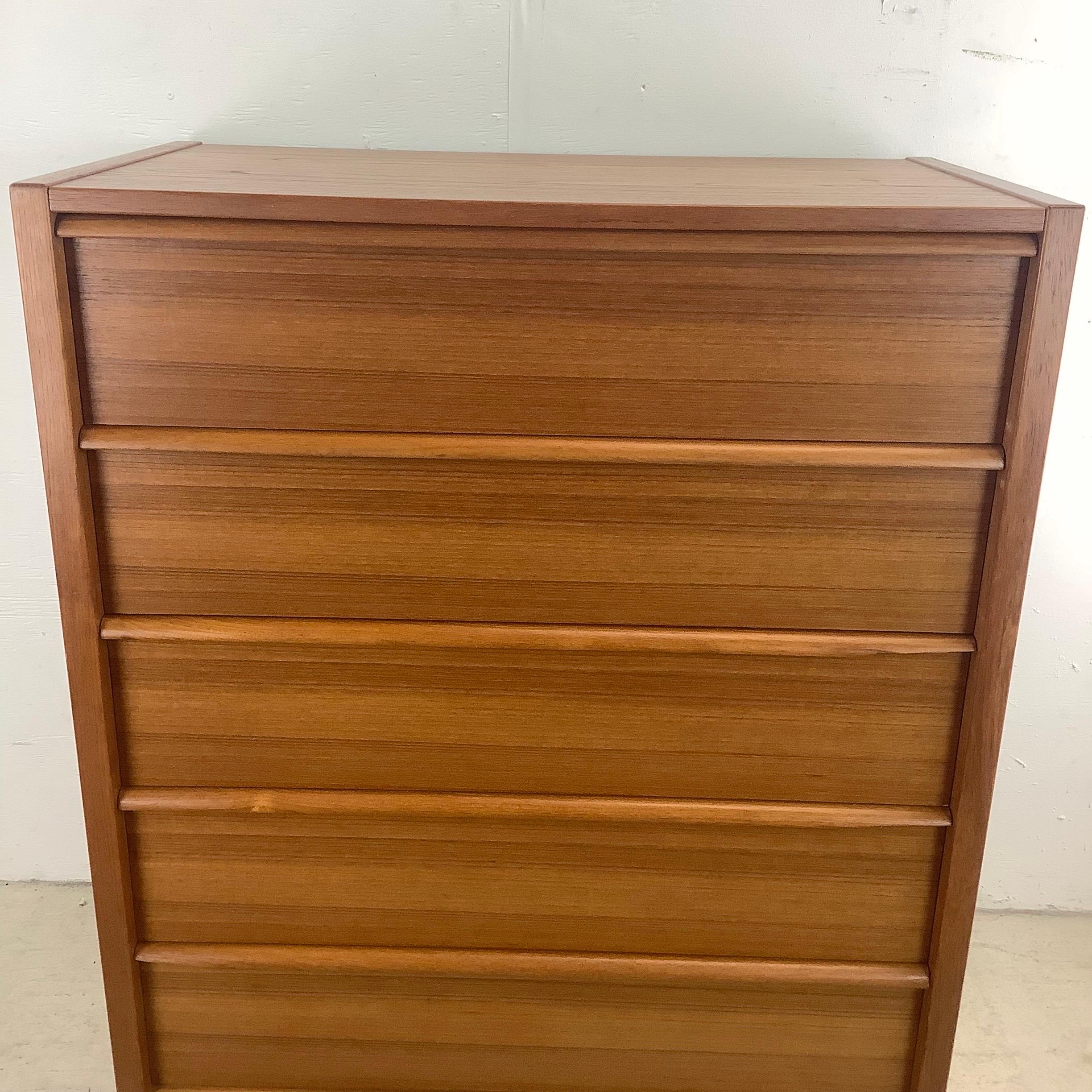 scandinavia 5 drawer chest