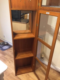 Skandinavische moderne Standuhr aus Teakholz