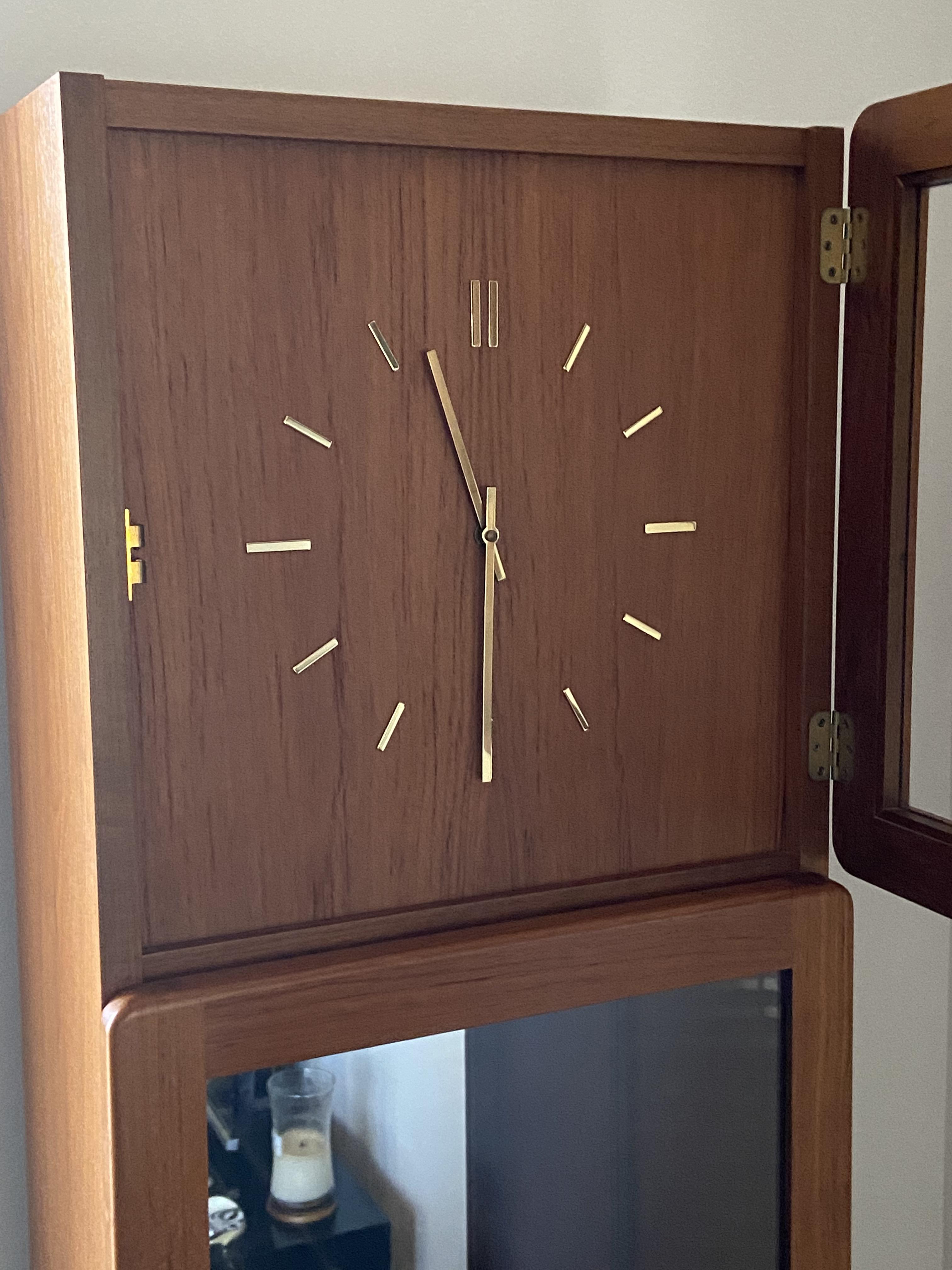 Scandinavian Modern Teak Longcase Clock In Excellent Condition In Little Burstead, Essex