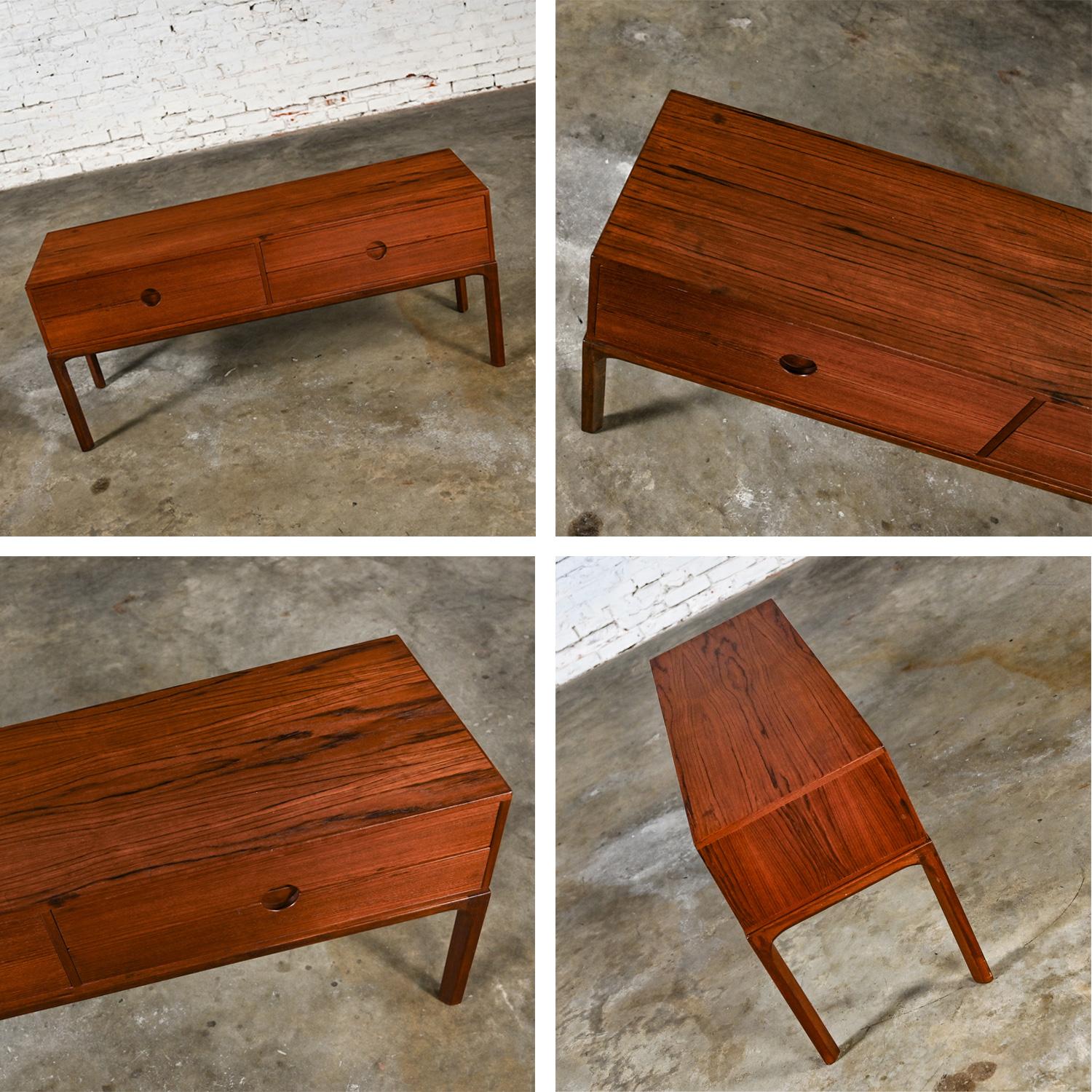 Scandinavian Modern Teak Low Cabinet Sideboard Model #394 by Kai Kristiansen  For Sale 10