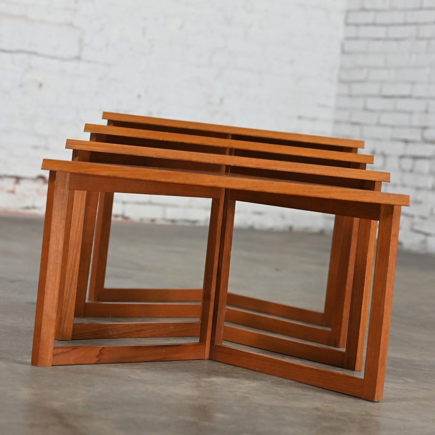 Scandinavian Modern Teak & Oak Triangle Nesting Tables Set of 4 Made in Denmark 8