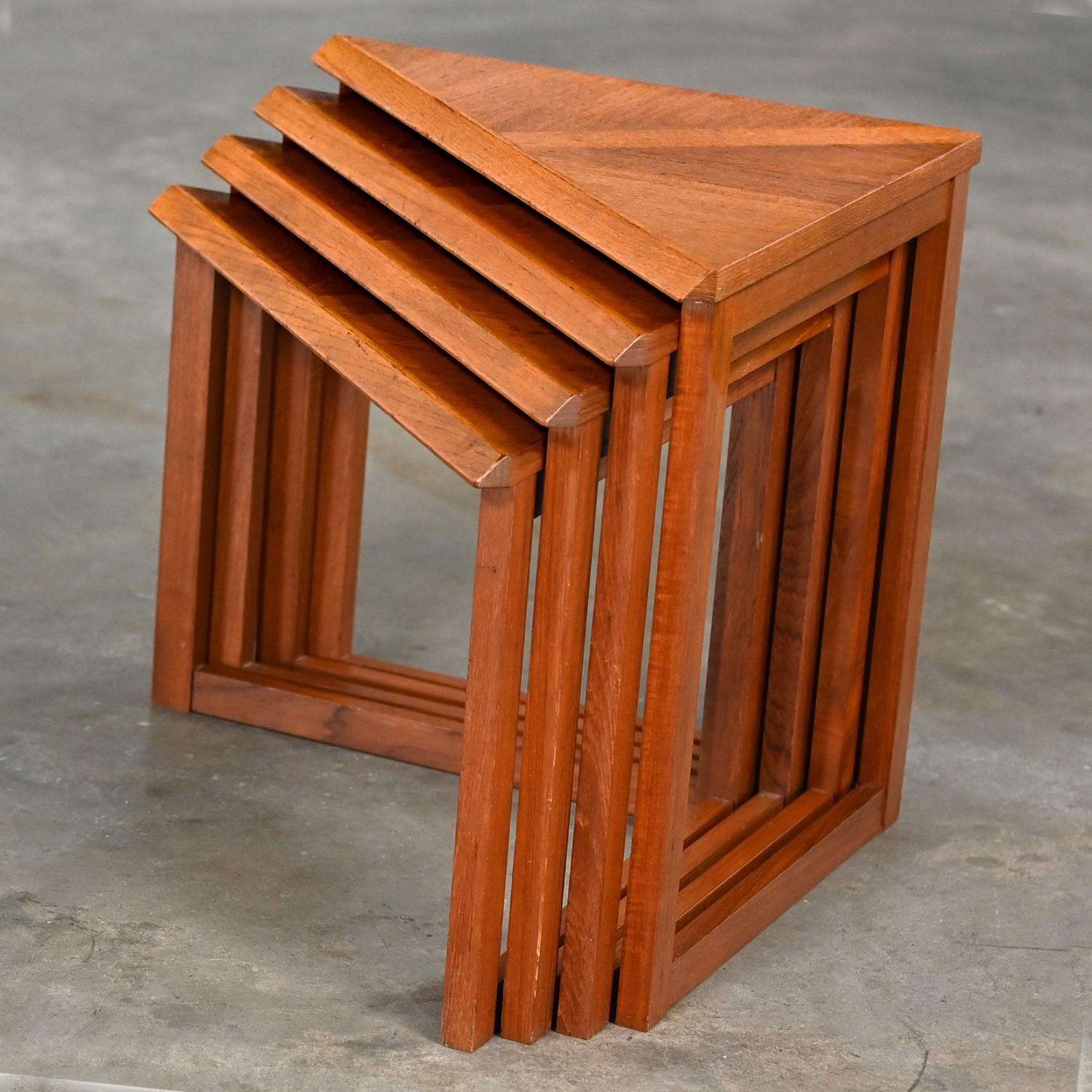 Scandinavian Modern Teak & Oak Triangle Nesting Tables Set of 4 Made in Denmark 13
