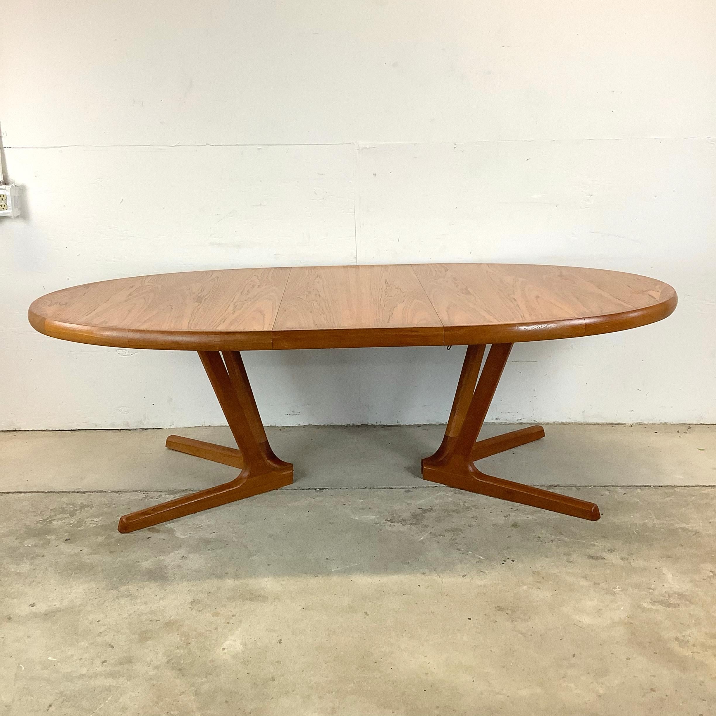 Scandinavian Modern Teak Oval Dining Table With Leaves For Sale 6