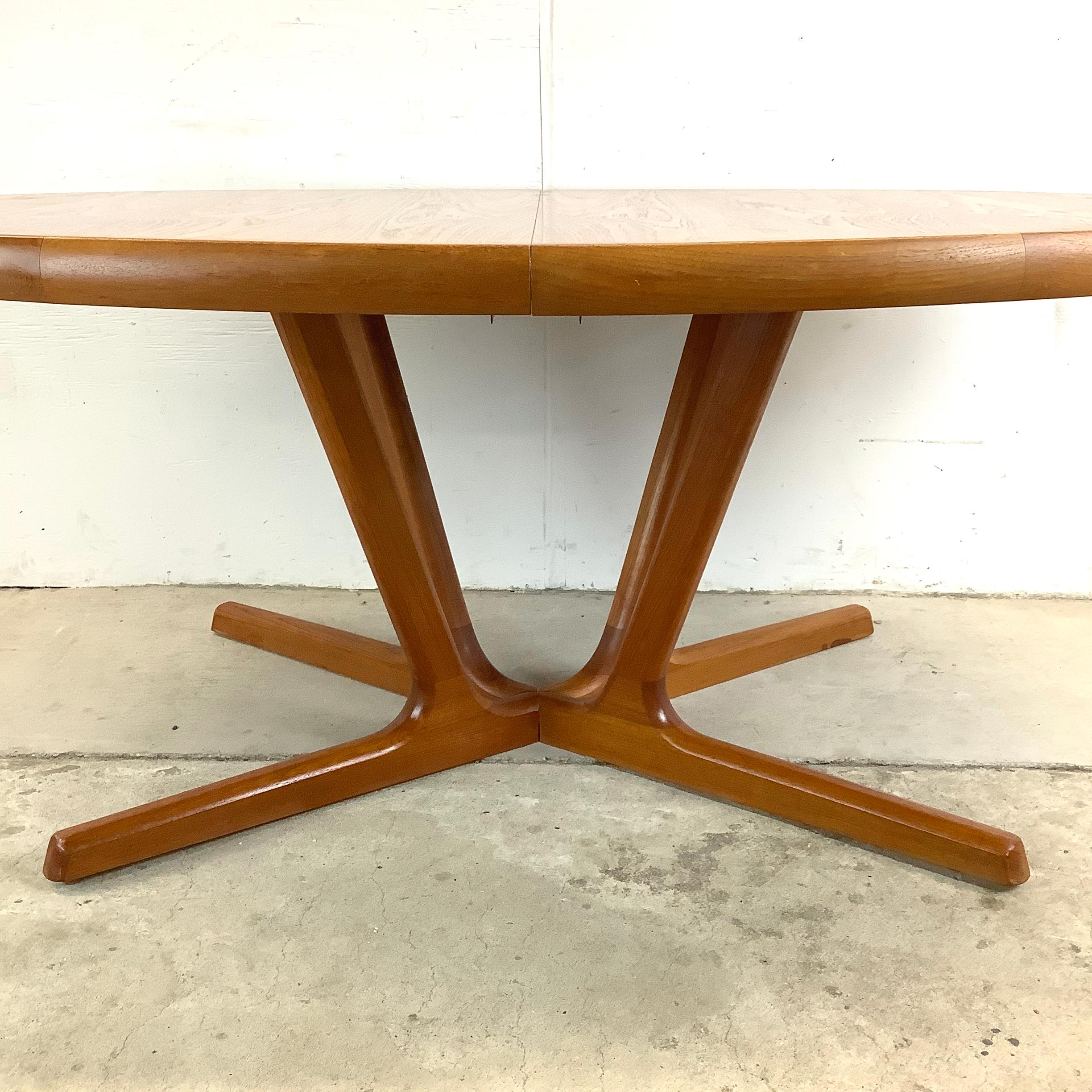Wood Scandinavian Modern Teak Oval Dining Table With Leaves