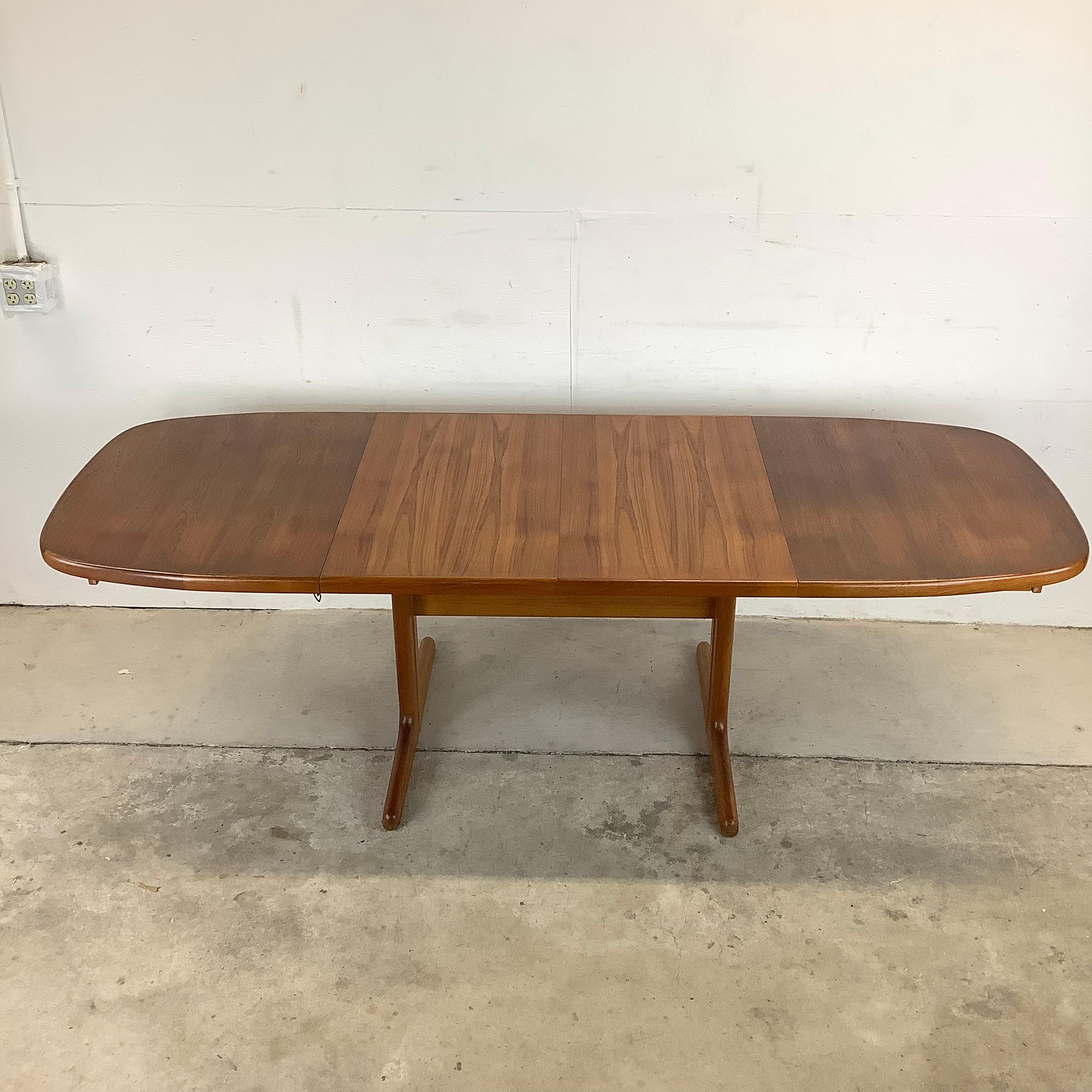 Wood Scandinavian Modern Teak Oval Dining Table with Leaves