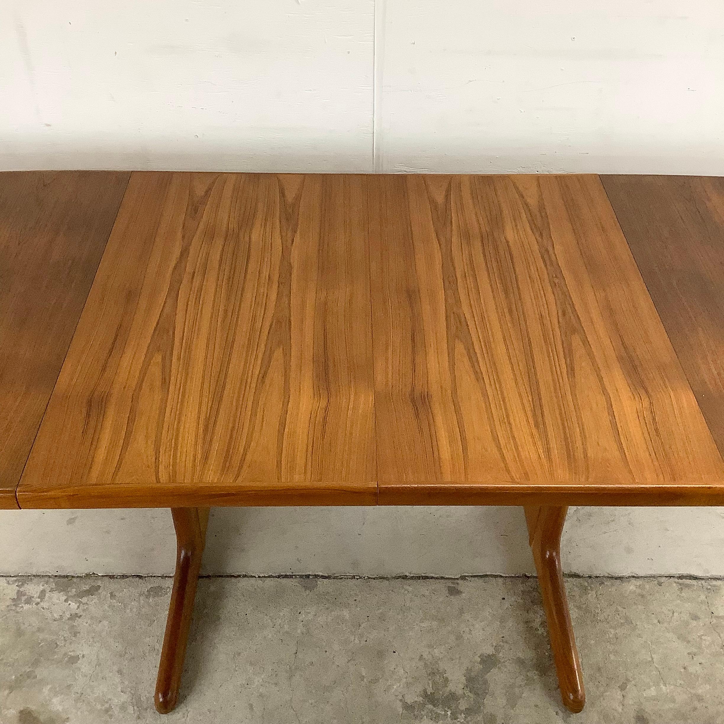 Scandinavian Modern Teak Oval Dining Table with Leaves 1