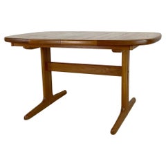 Scandinavian Modern Teak Oval Dining Table with Leaves