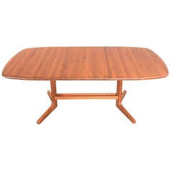 Scandinavian Modern Teak Oval Expanding Dining Table Attributed to Dyrlund