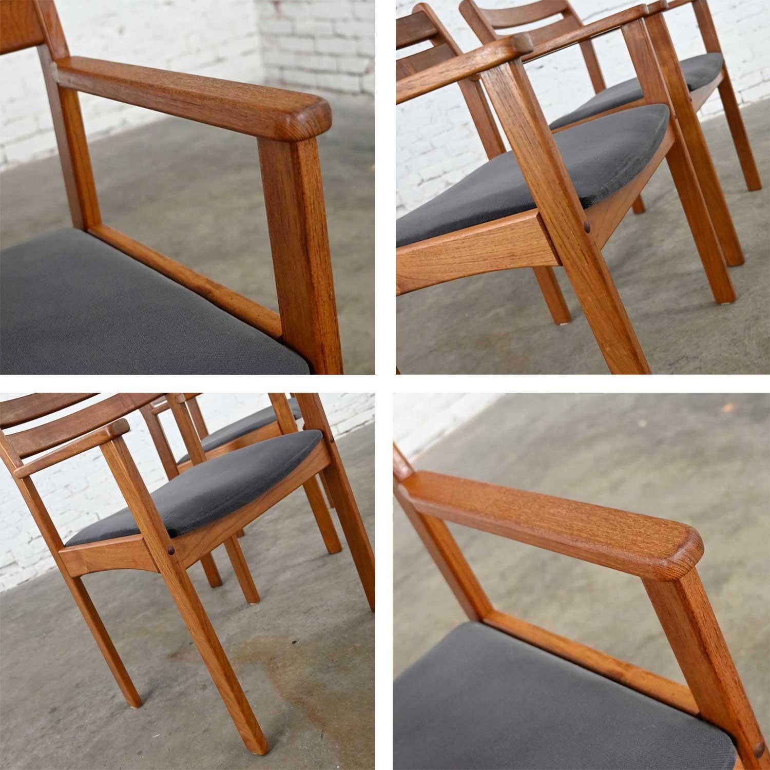 Paire de fauteuils modernes scandinaves en teck avec sièges en tissu anthracite brossé en vente 6