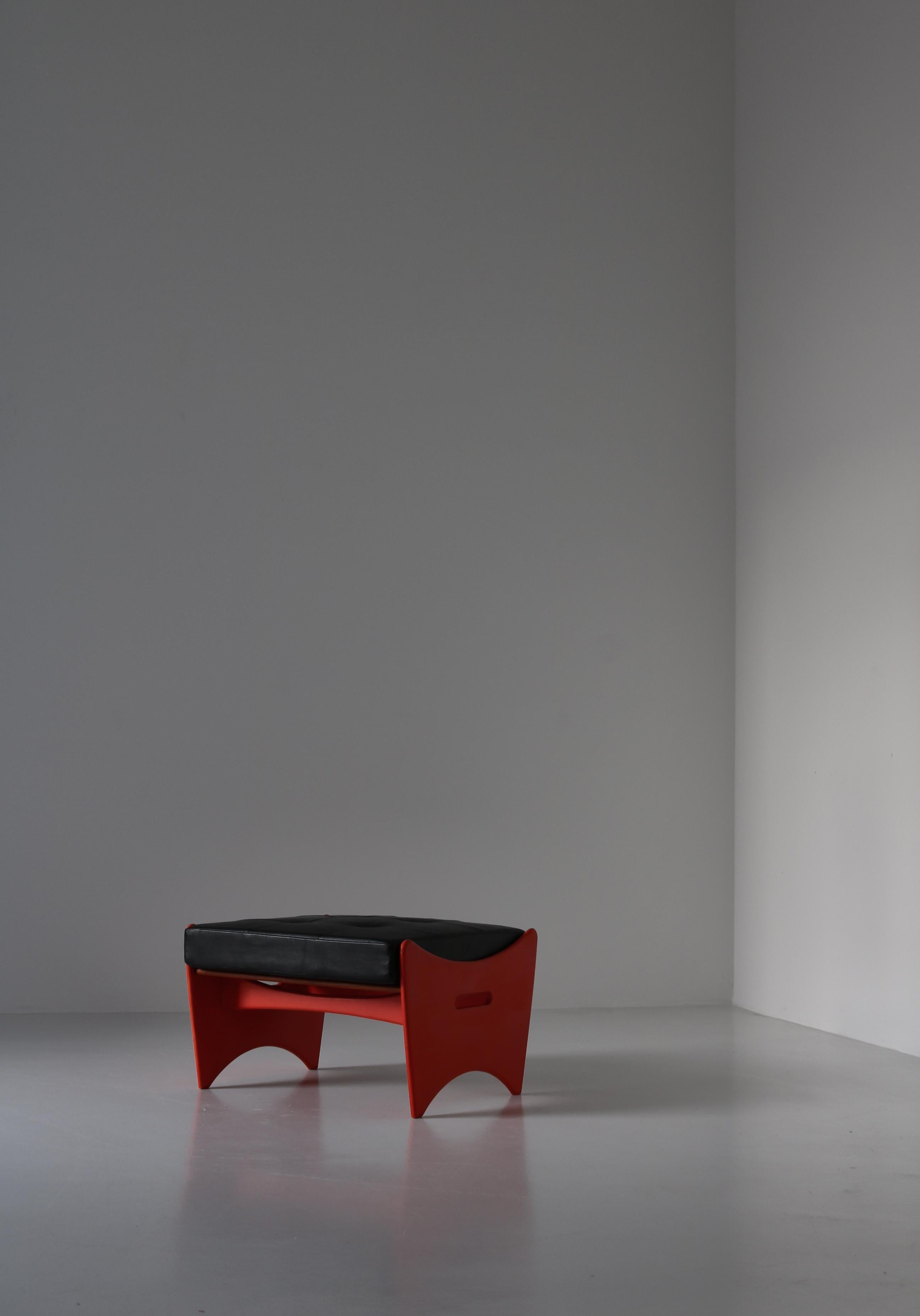 Scandinavian Modern Teak & Red Lacquered Stool / Side Table by Illum Wikkelsø 10