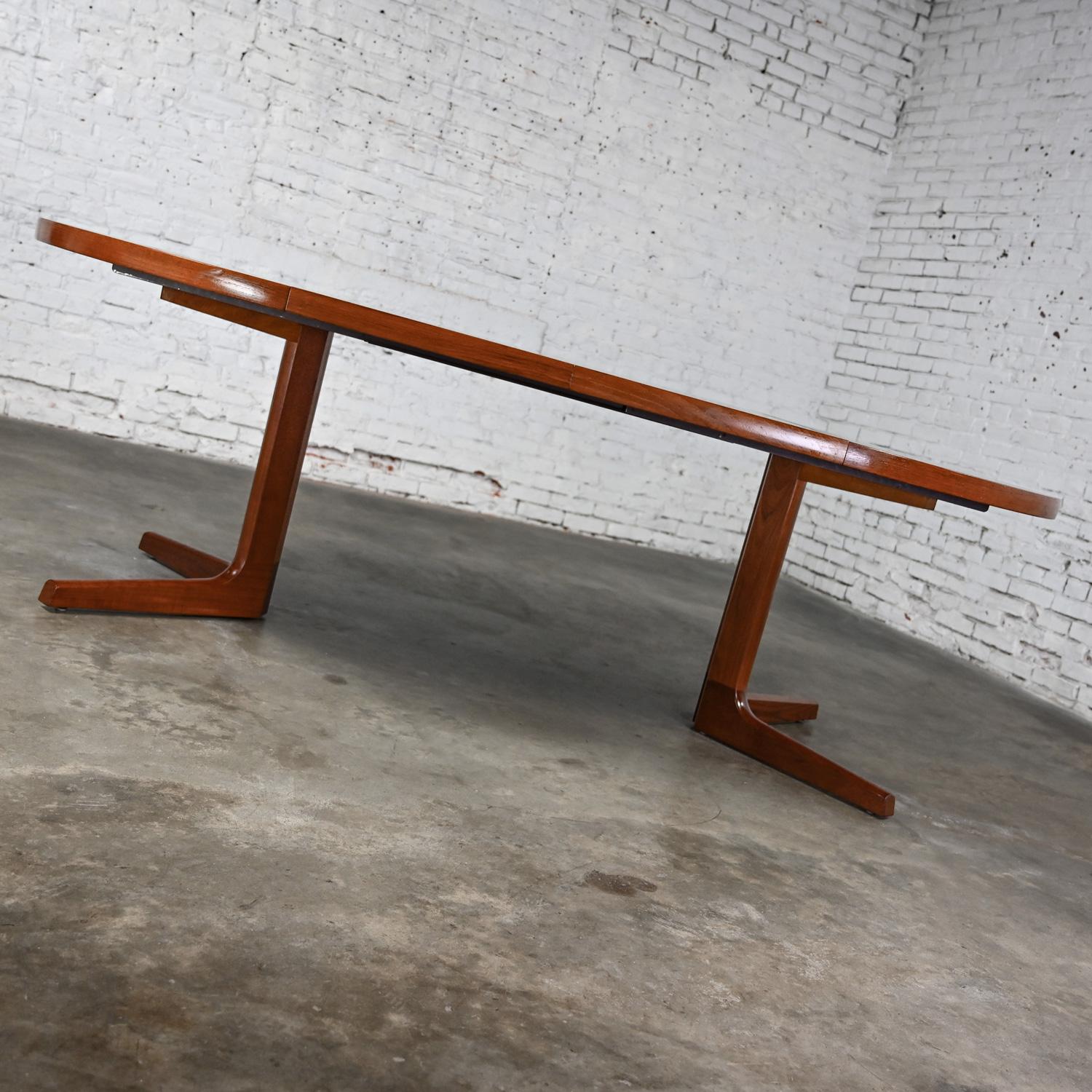 Scandinavian Modern Teak Round - Oval Extension Dining Table Pedestal Base by AM 4