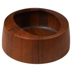 Scandinavian Modern Teak Serving Bowl Model "O" Jens Quistgaard for Dansk, 1960s