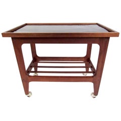 Carrello da portata moderno scandinavo in teak