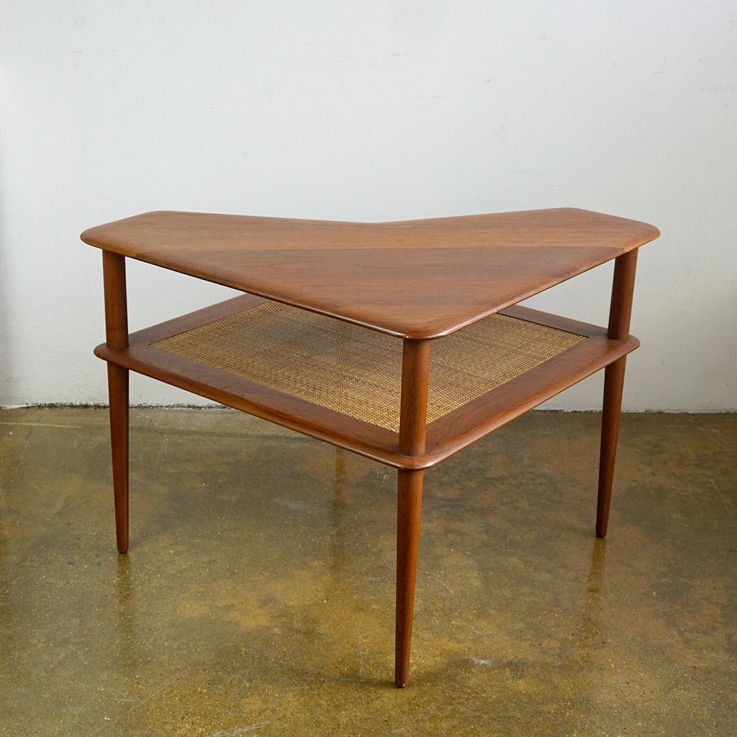 Scandinavian Modern Teak Side Table Minerva by Peter Hvidt for Soborg Mobler For Sale 4