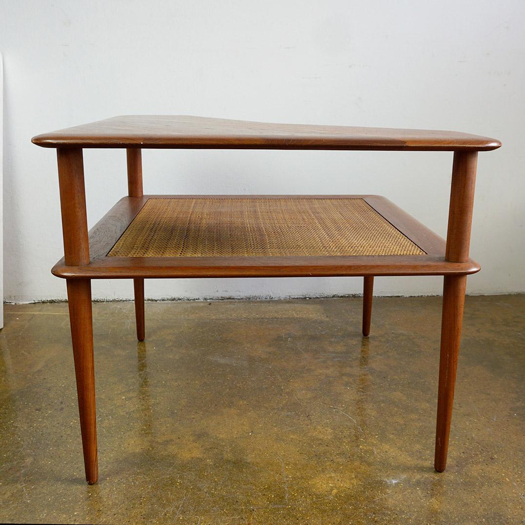 Scandinavian Modern Teak Side Table Minerva by Peter Hvidt for Soborg Mobler For Sale 2