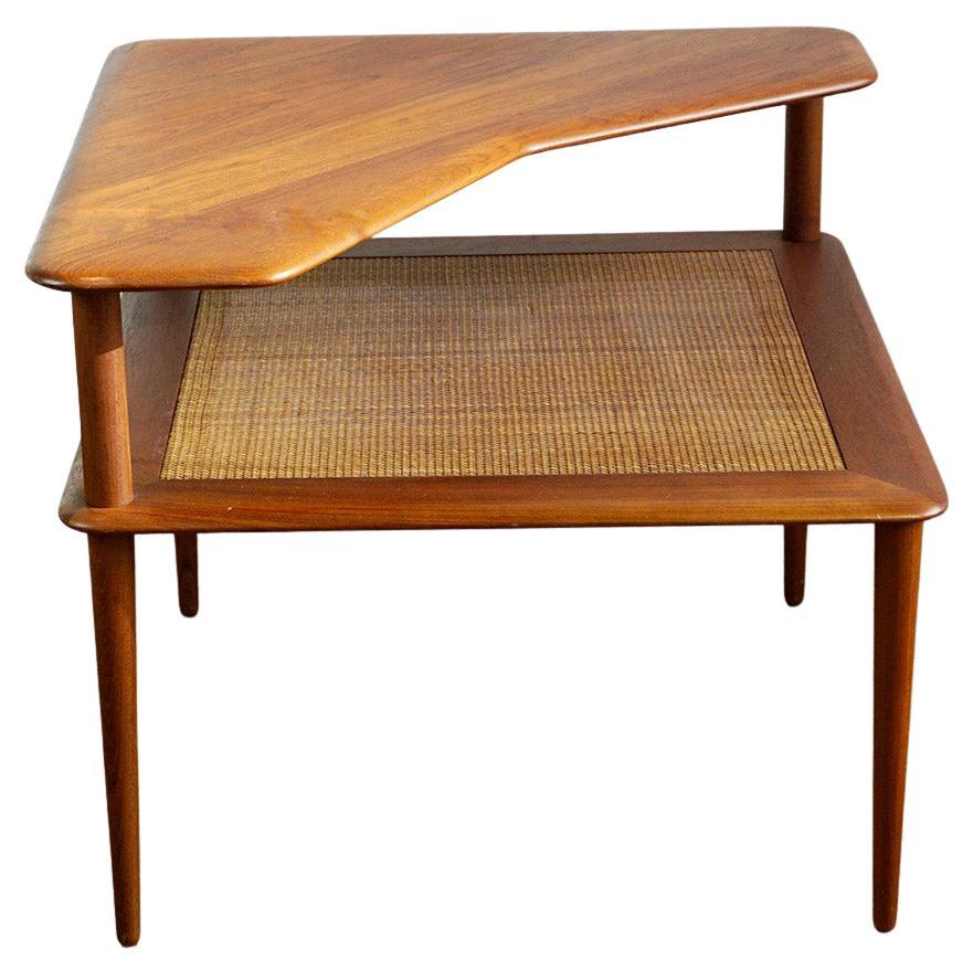 Scandinavian Modern Teak Side Table Minerva by Peter Hvidt for Soborg Mobler For Sale